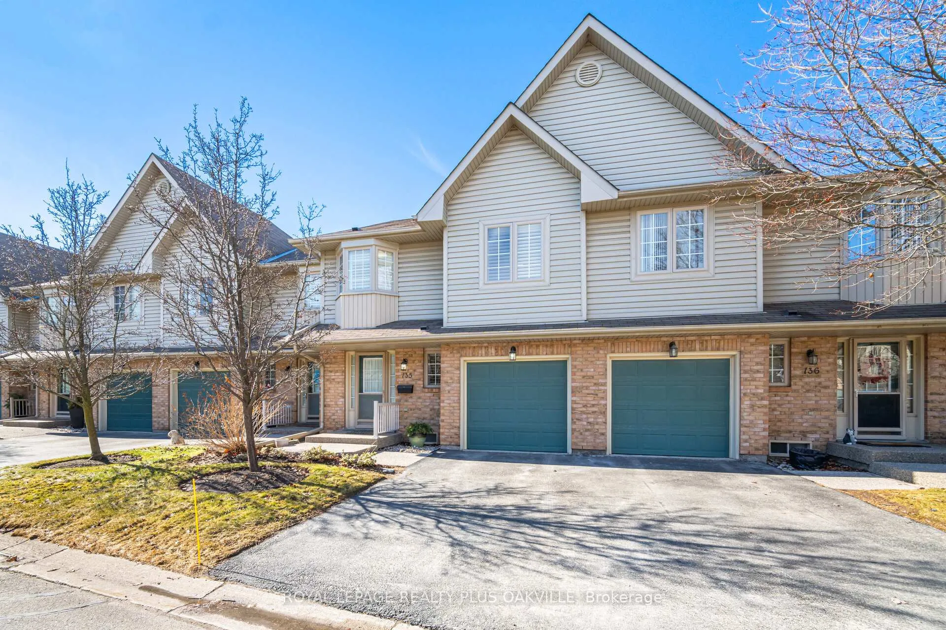 Photo 4 of Unit 135, 3333 New Street, Burlington, Roseland — HOMEH