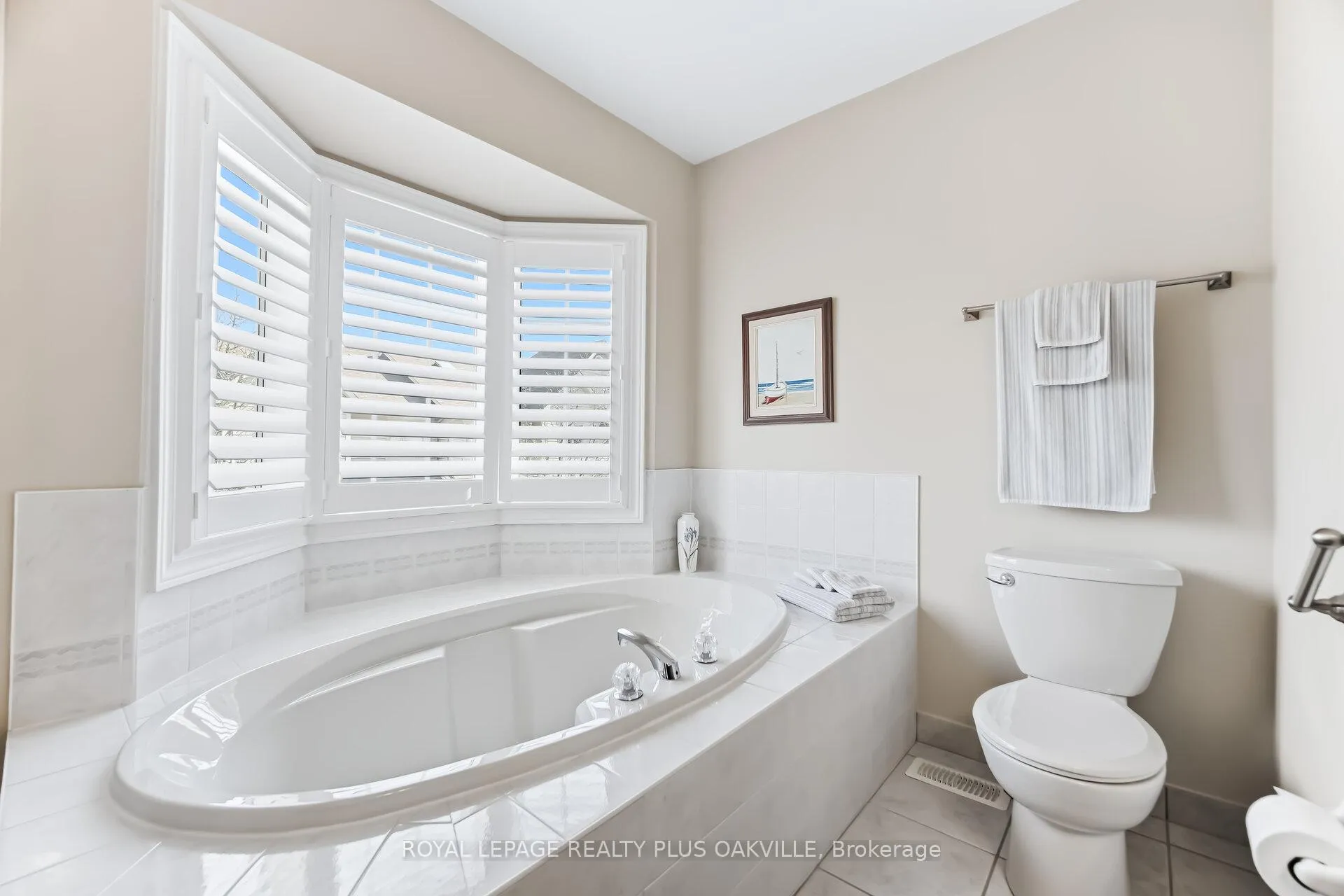 Photo 34 of Unit 135, 3333 New Street, Burlington, Roseland — HOMEH