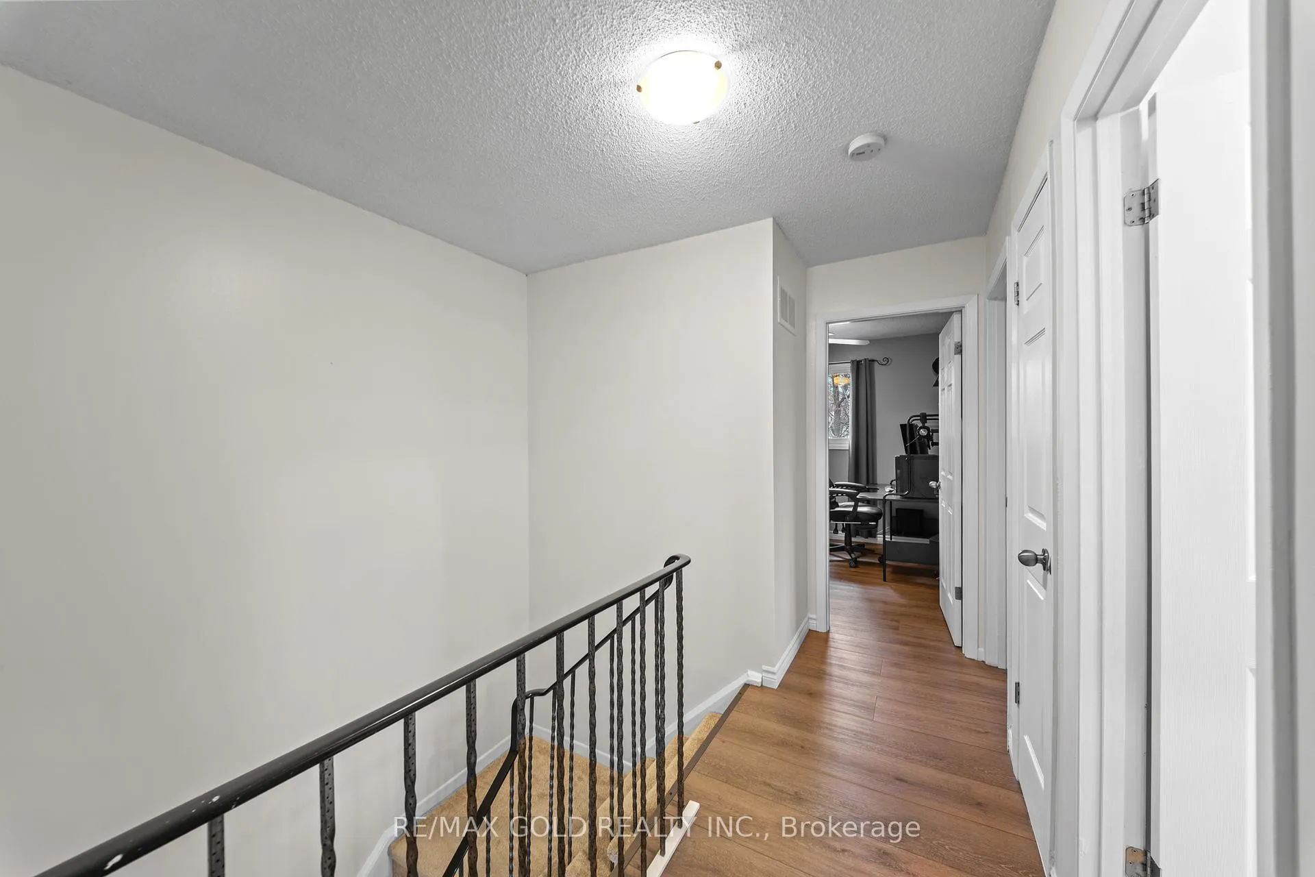 Photo 24 of 2 Barnstead Court, Brampton, Downtown Brampton — HOMEH