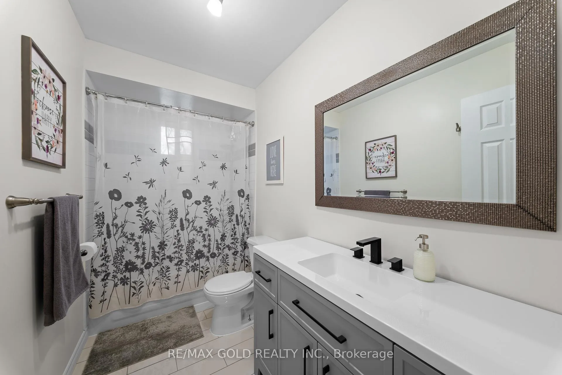 Photo 27 of 2 Barnstead Court, Brampton, Downtown Brampton — HOMEH