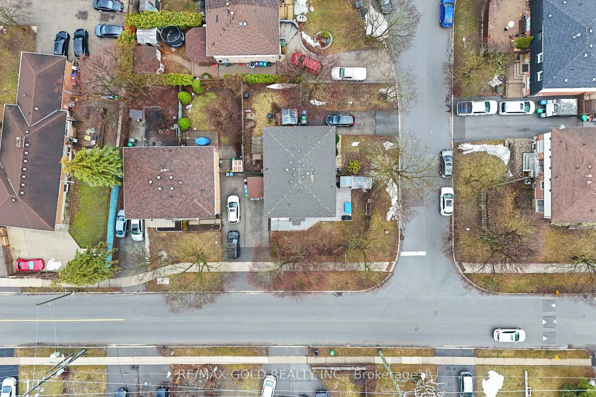 Photo 44 of 2 Barnstead Court, Brampton, Downtown Brampton — HOMEH