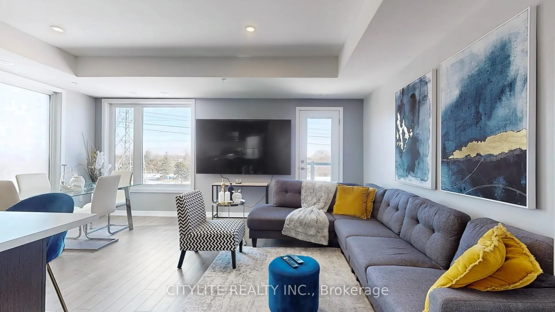 Front of Unit 313, 1555 Kingston Road