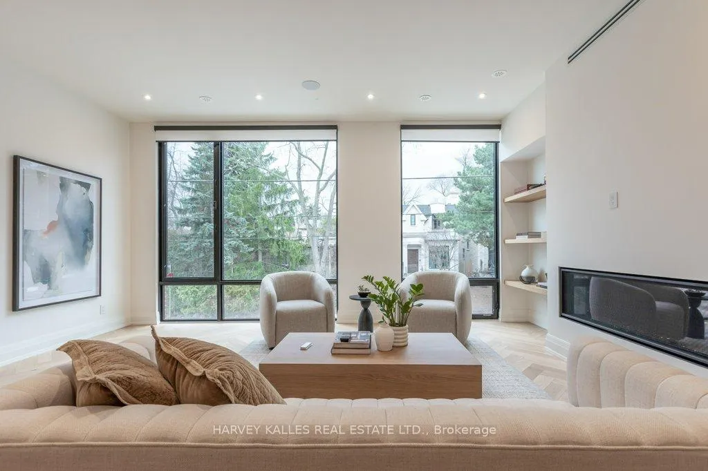 Photo 24 of 36 Evergreen Gardens, Toronto, Leaside — HOMEH