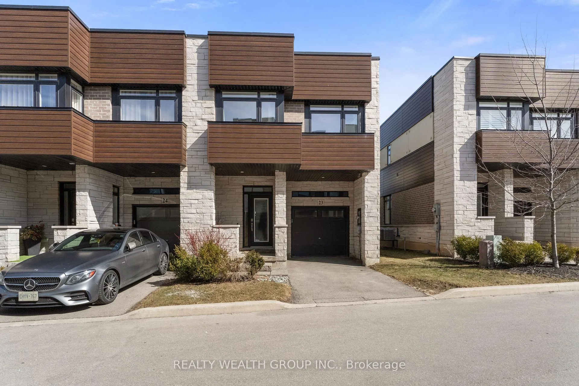 Front of Unit 23, 35 Midhurst Heights