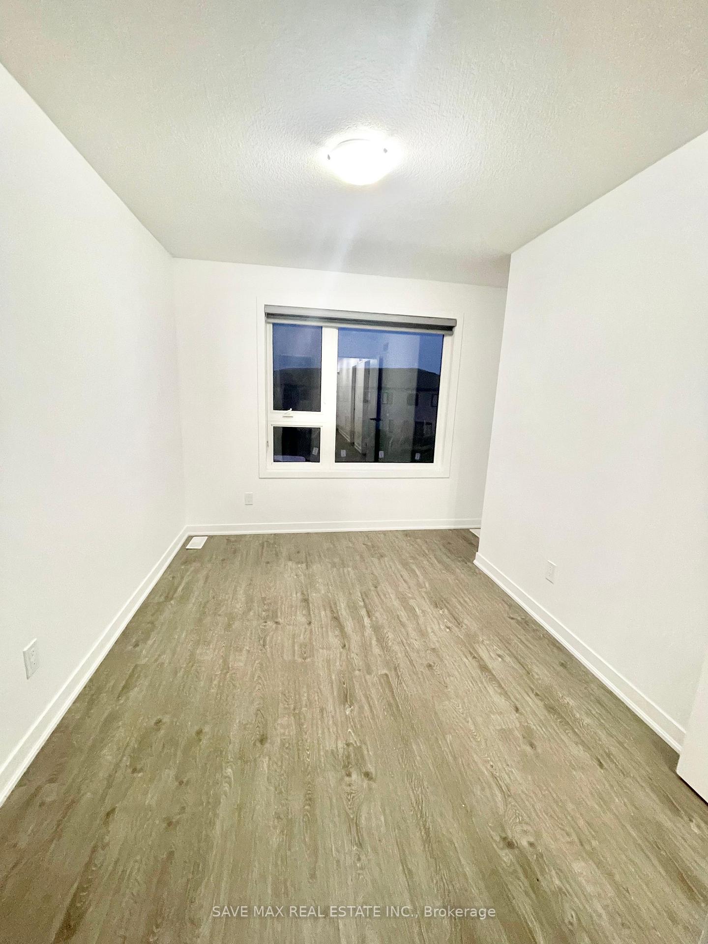 Photo 18 of 44 Pony Way, Kitchener — HOMEH
