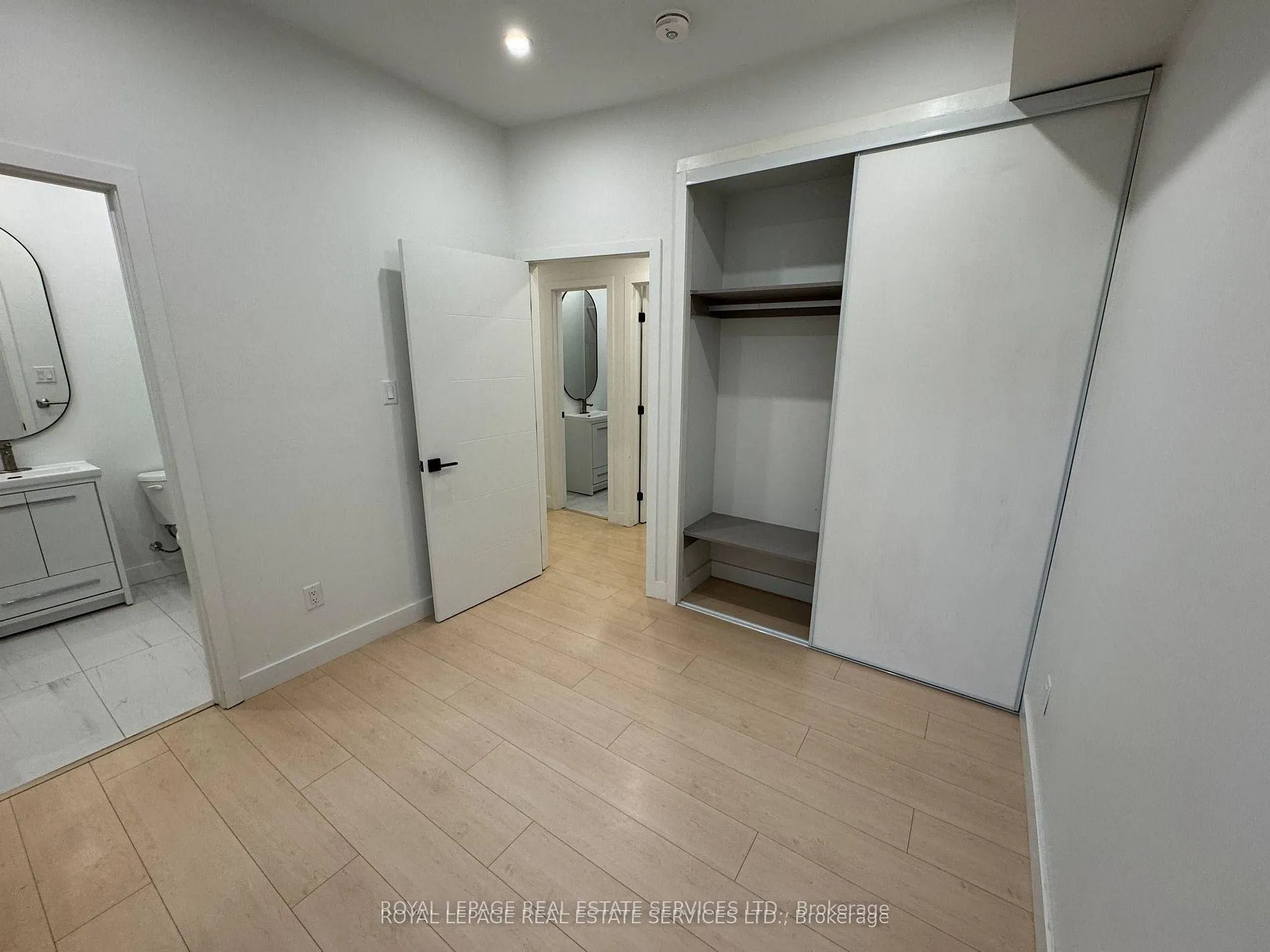 Photo 5 of Unit 2, 4B Huron Avenue N, Ottawa, Ottawa West — HOMEH
