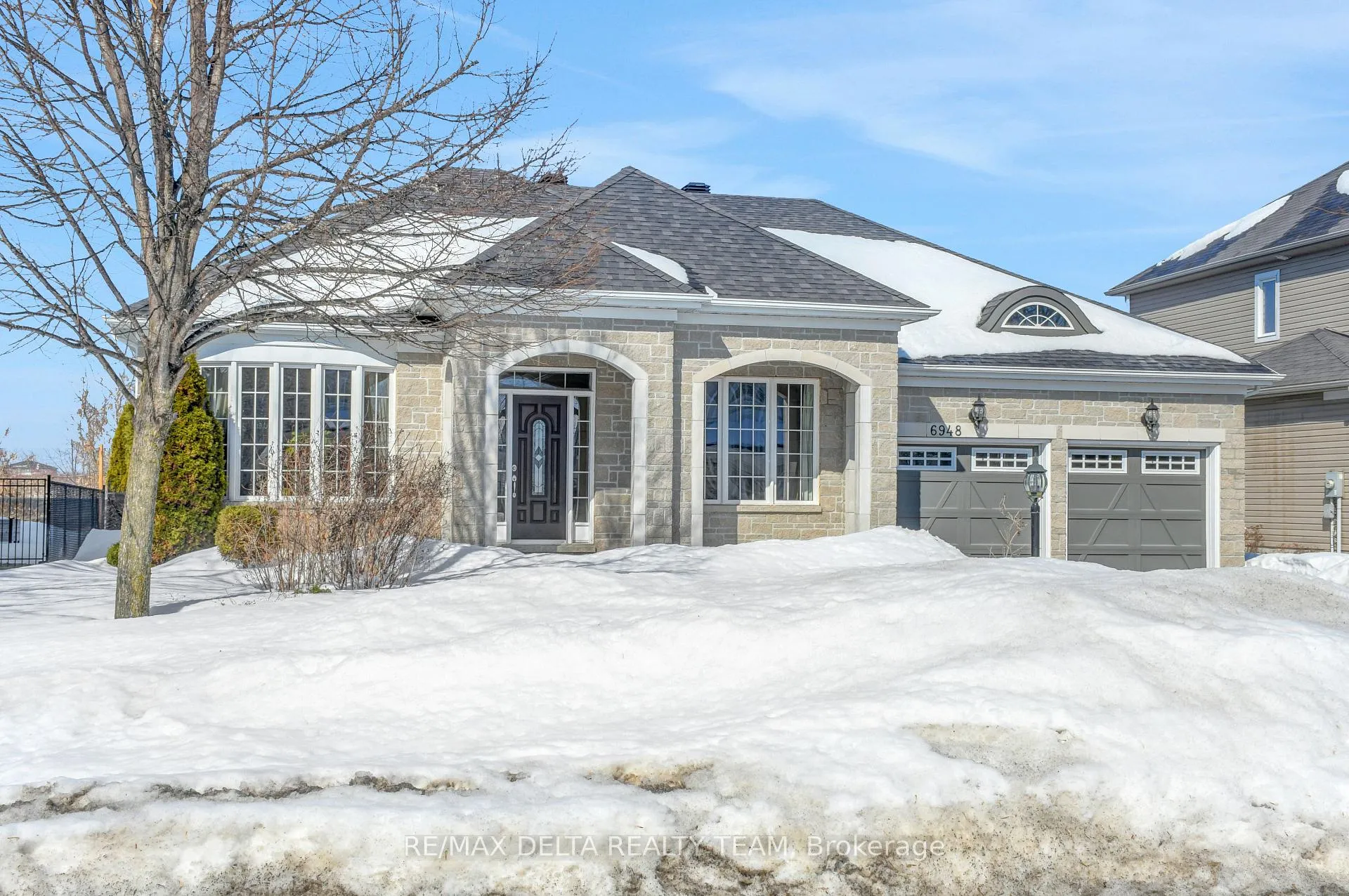 Front of 6948 Mary Anne Drive