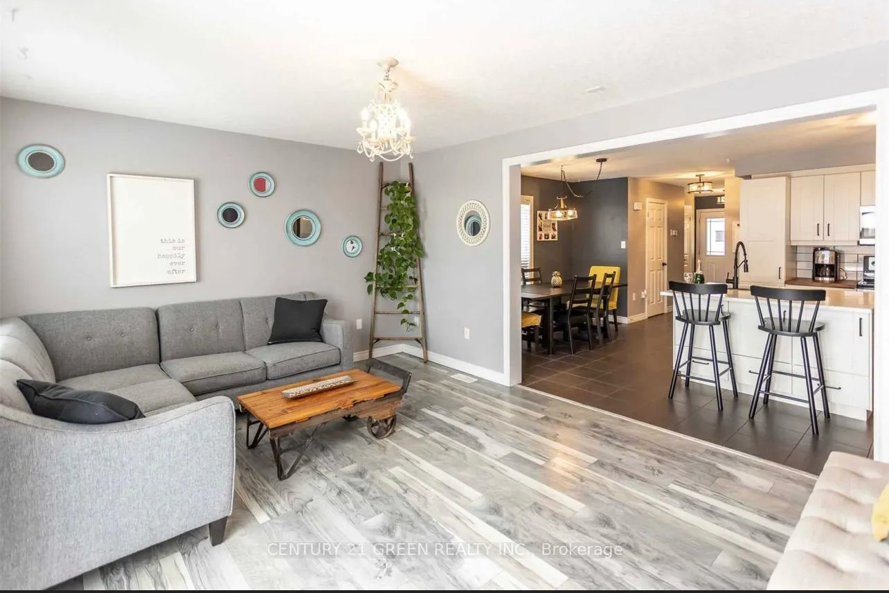 Photo 7 of Unit Main, 93 Oakes Crescent, Guelph, Grange Road — HOMEH