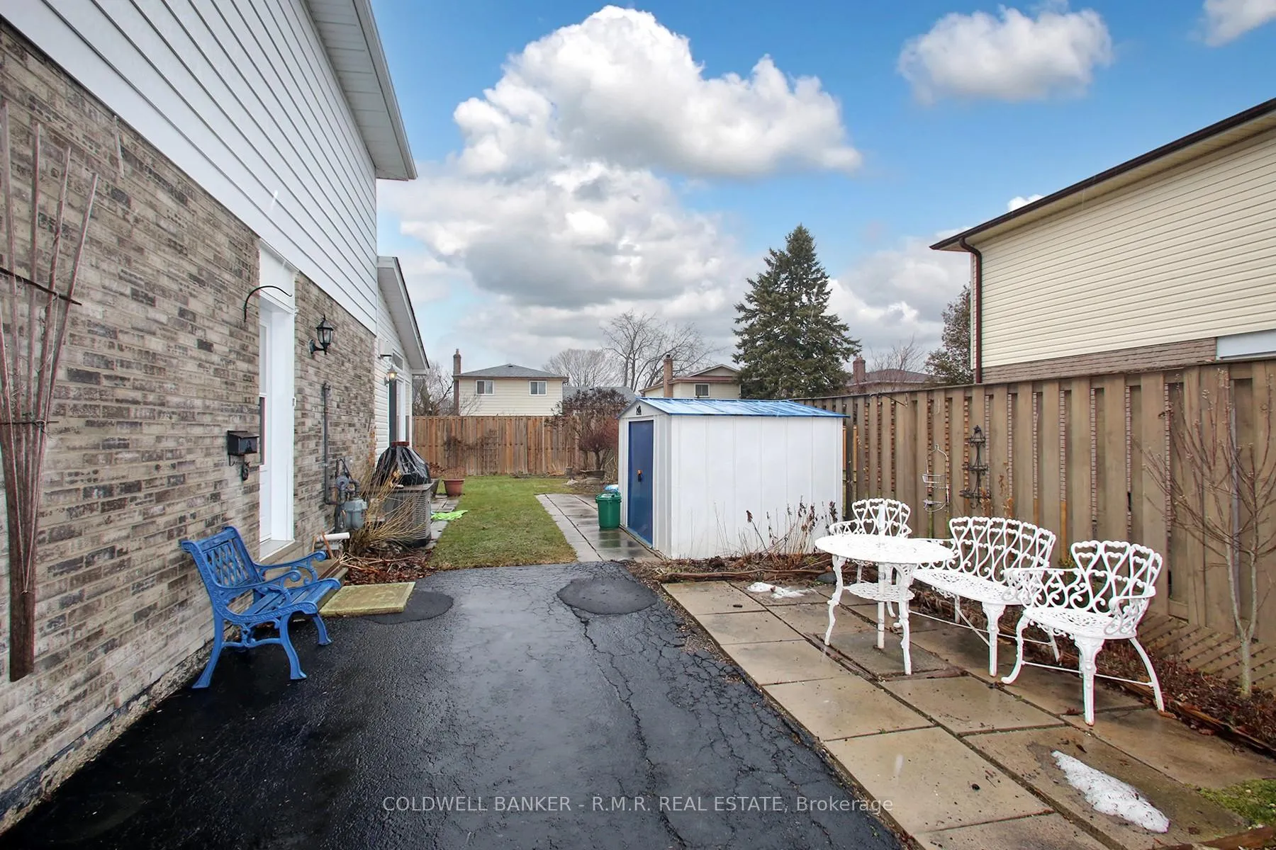 Photo 2 of 36 Loscombe Drive, Clarington, Bowmanville — HOMEH