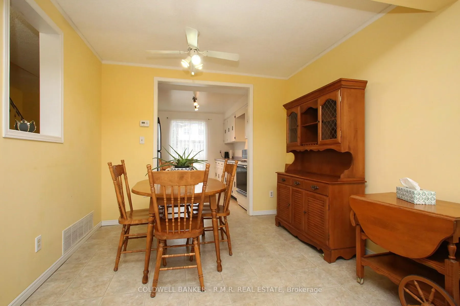 Photo 6 of 36 Loscombe Drive, Clarington, Bowmanville — HOMEH