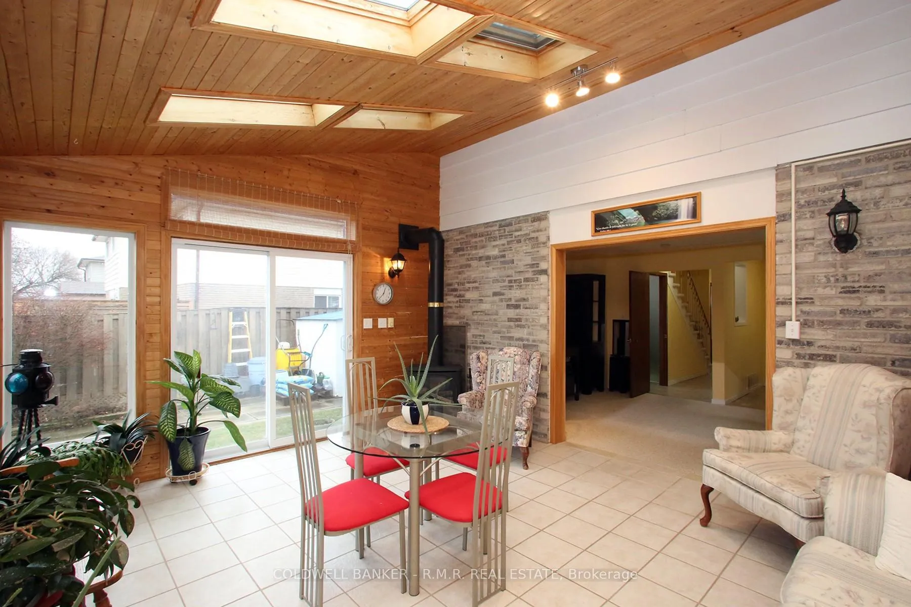 Photo 13 of 36 Loscombe Drive, Clarington, Bowmanville — HOMEH