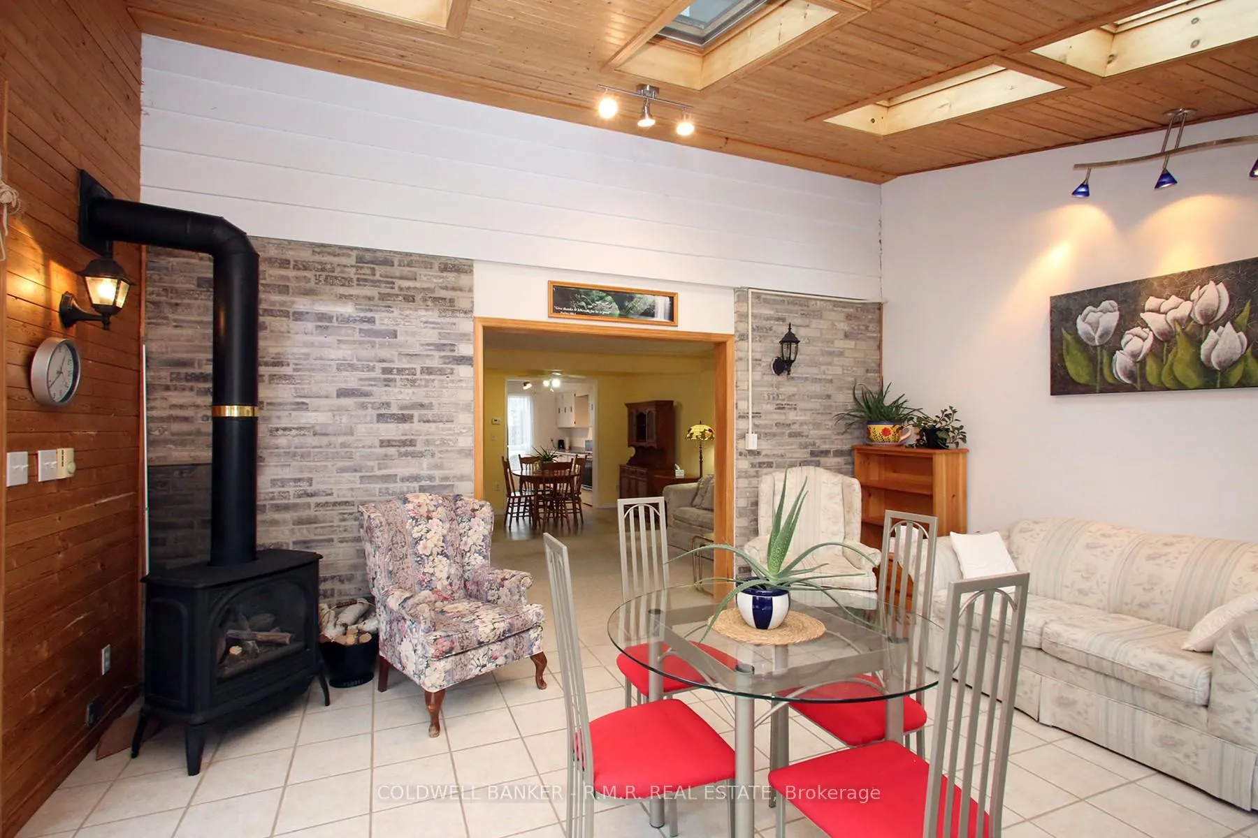 Photo 14 of 36 Loscombe Drive, Clarington, Bowmanville — HOMEH