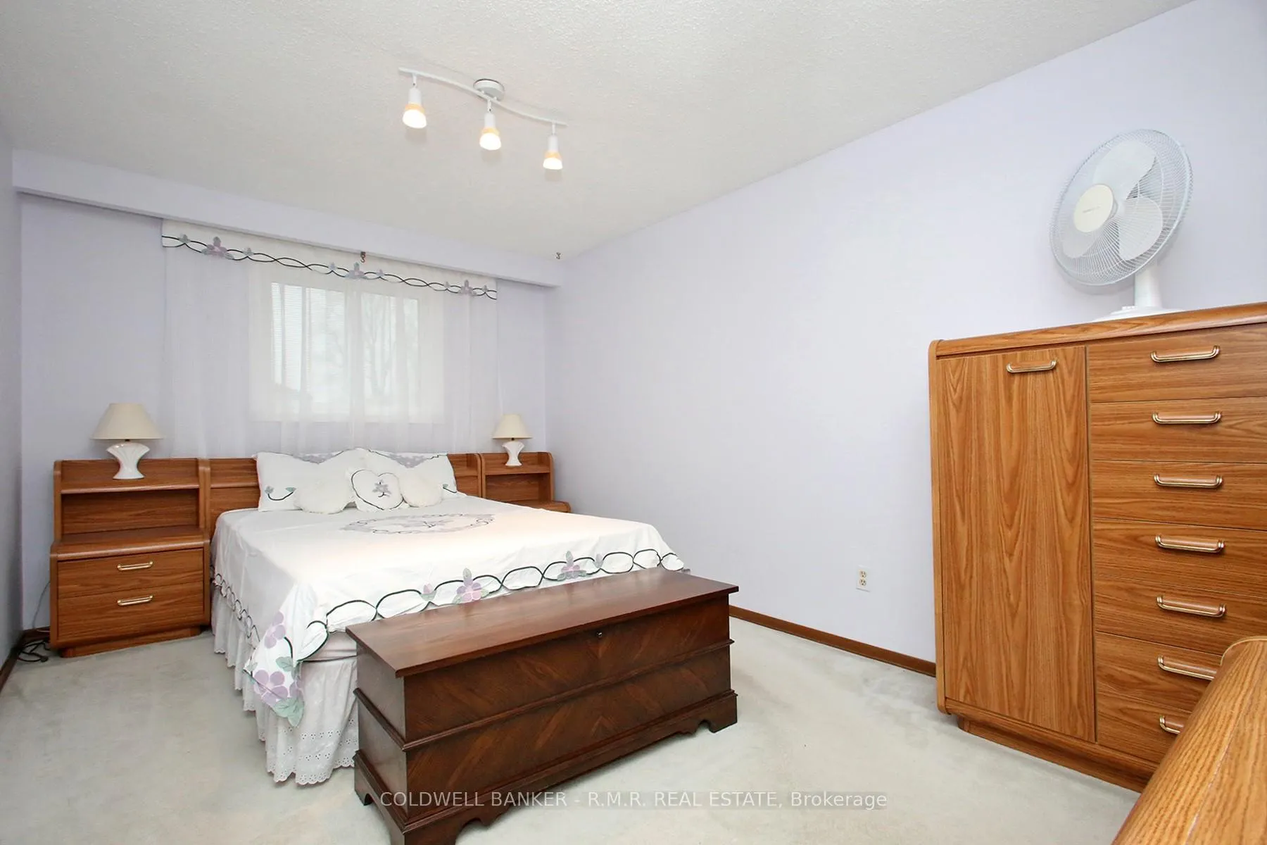Photo 20 of 36 Loscombe Drive, Clarington, Bowmanville — HOMEH