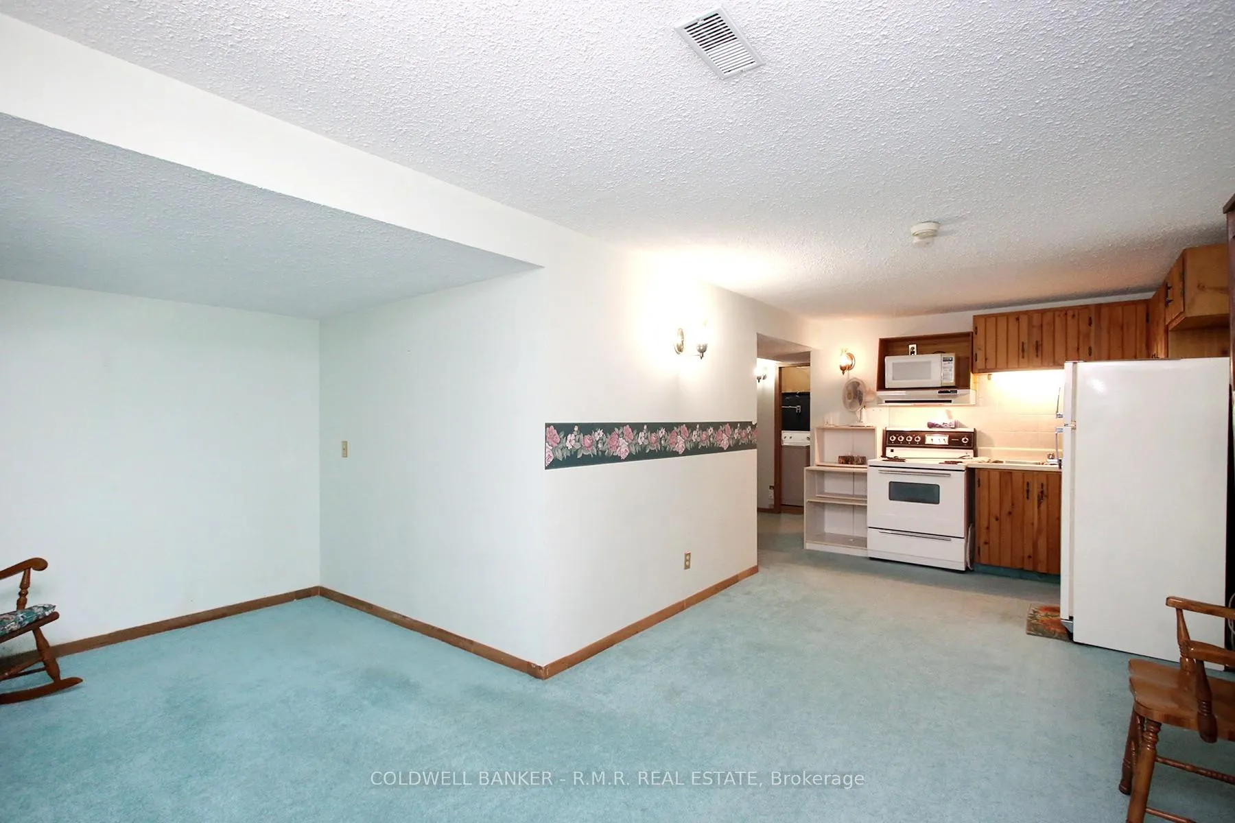 Photo 24 of 36 Loscombe Drive, Clarington, Bowmanville — HOMEH