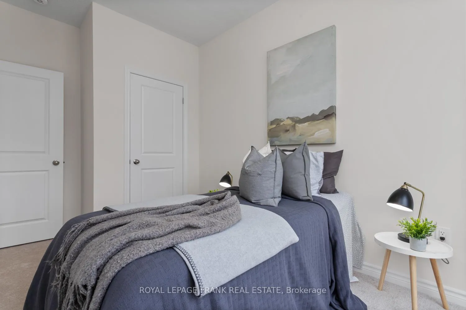 Photo 18 of 26 Gunton Street, Aurora, Bayview Northeast — HOMEH