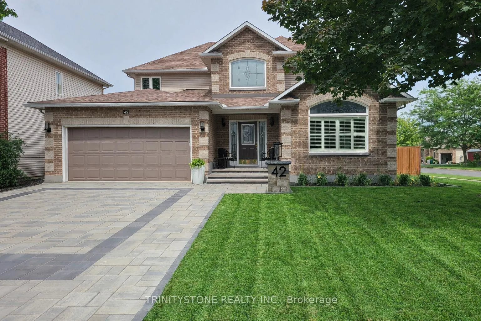 Photo 2 of 42 Heritage Grove Crescent, Ottawa, Stittsville (Central) — HOMEH