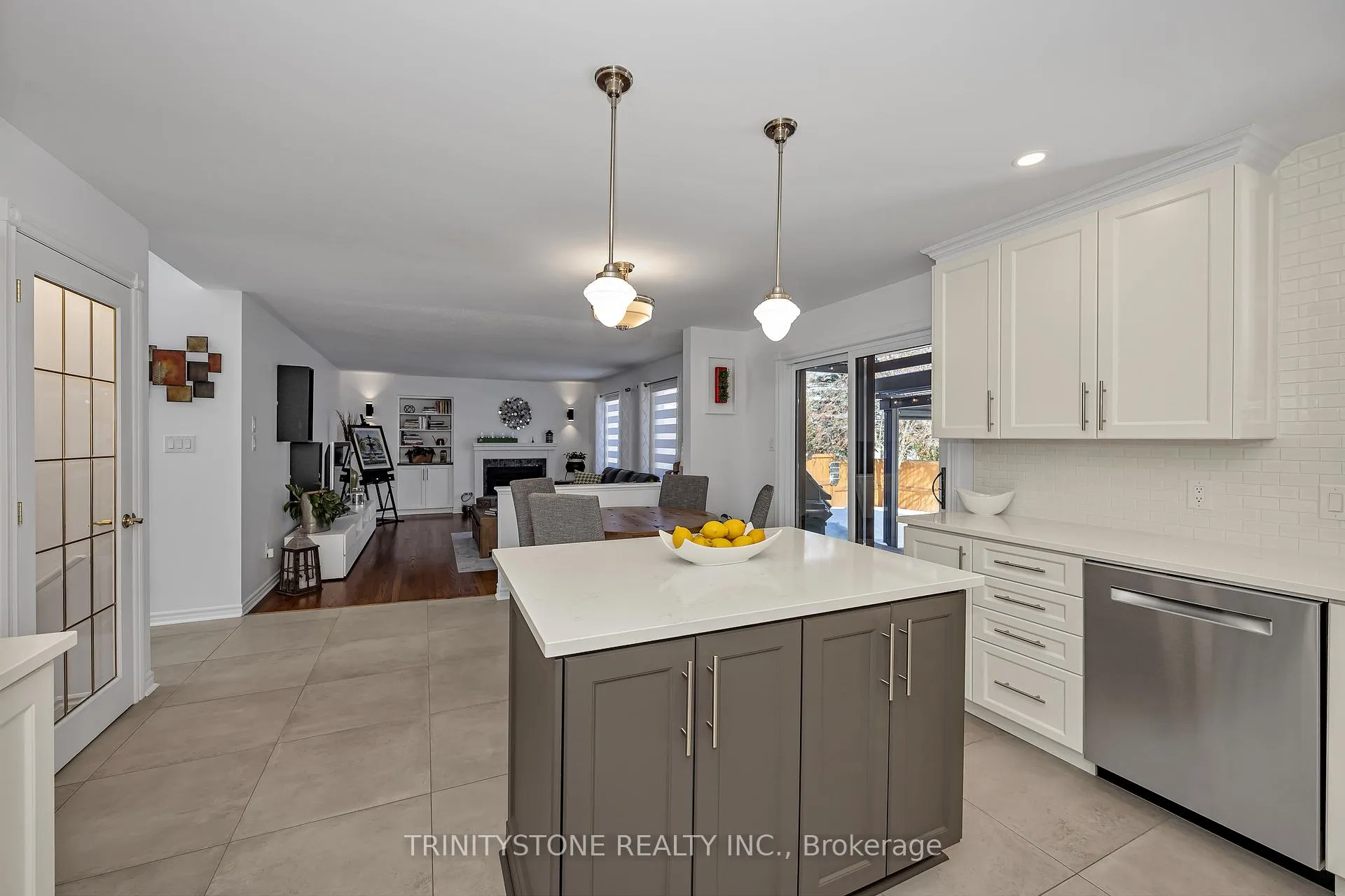 Photo 14 of 42 Heritage Grove Crescent, Ottawa, Stittsville (Central) — HOMEH