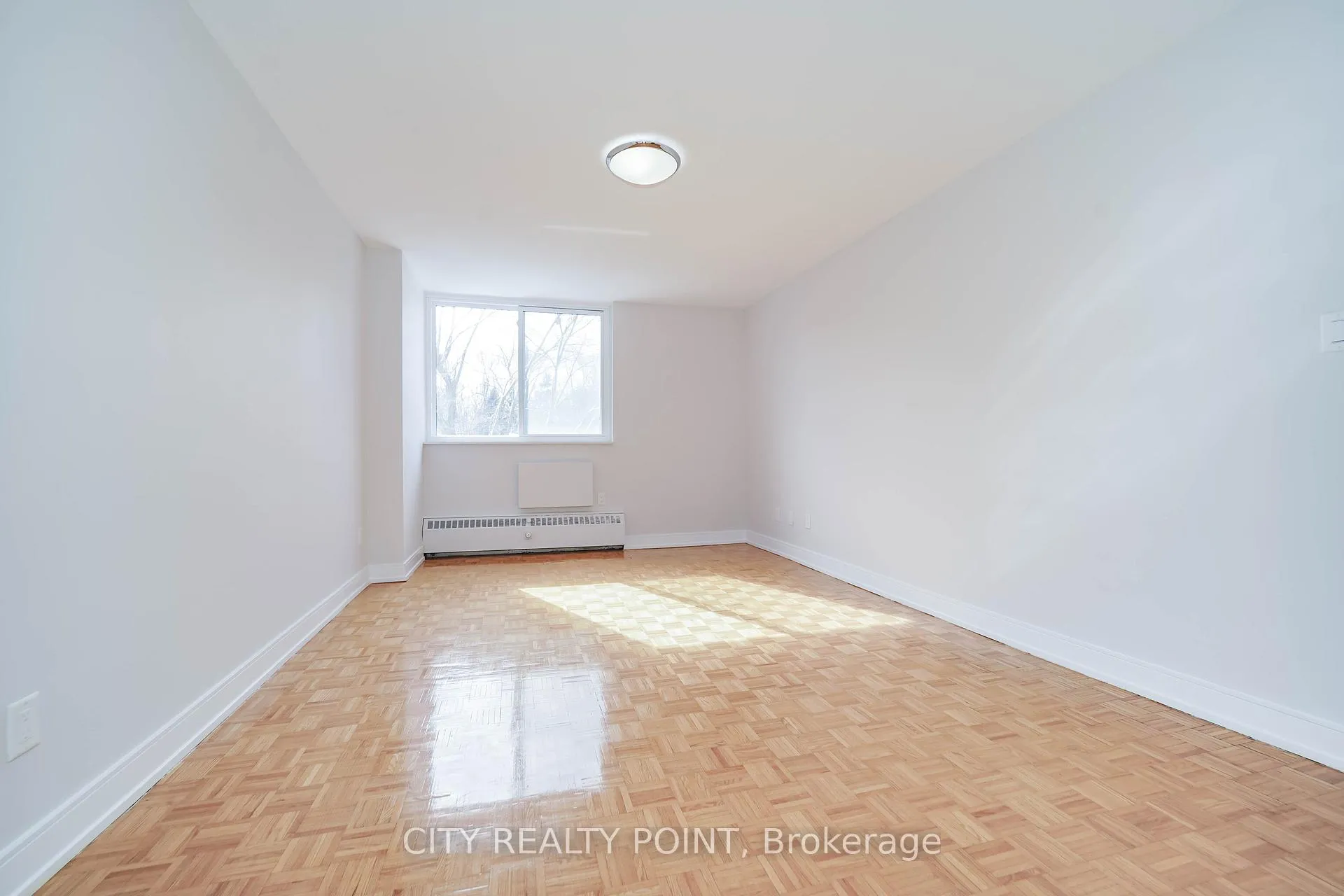 Photo 13 of Unit 407, 10 Shallmar Boulevard, Toronto, Forest Hill North — HOMEH