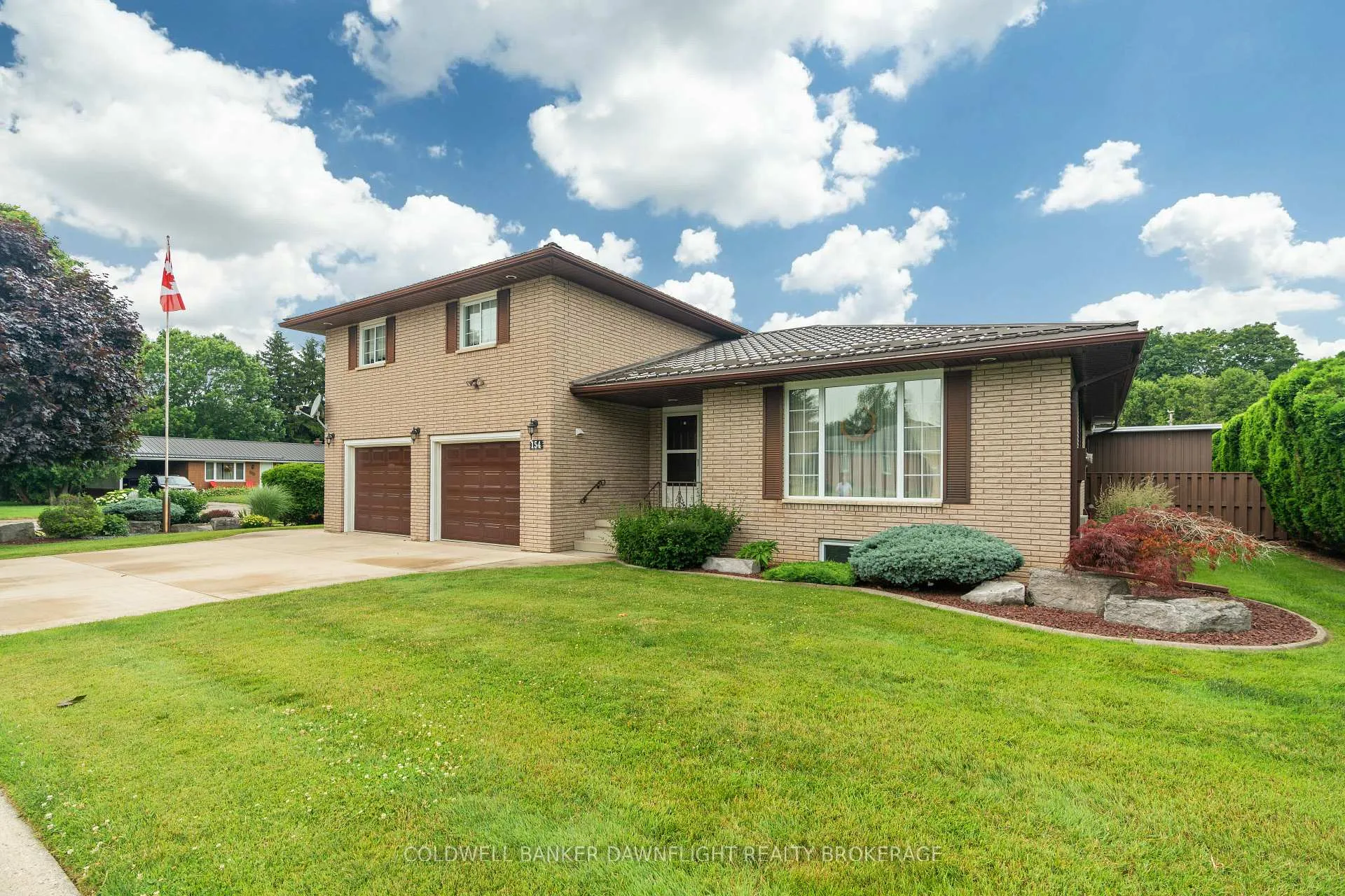 Photo 2 of 154 Gidley Street W, South Huron, Exeter — HOMEH