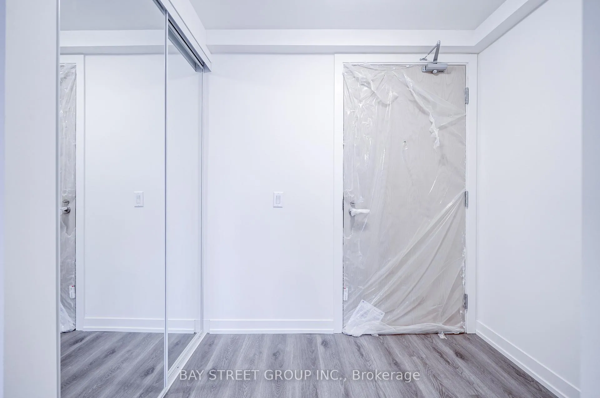 Photo 5 of Unit 2501, 138 Downes Street, Toronto, Waterfront Communities — HOMEH