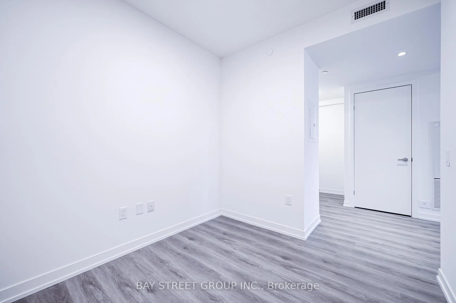 Photo 8 of Unit 2501, 138 Downes Street, Toronto, Waterfront Communities — HOMEH