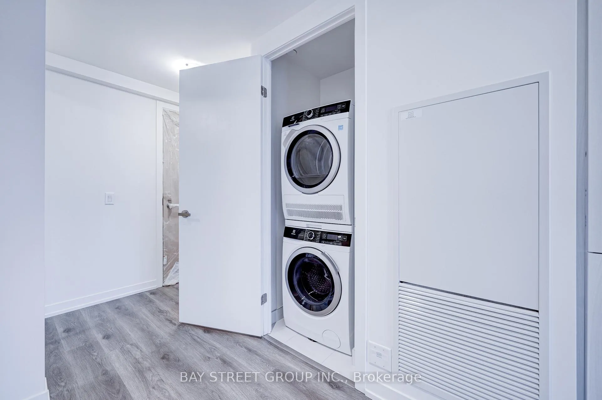 Photo 10 of Unit 2501, 138 Downes Street, Toronto, Waterfront Communities — HOMEH