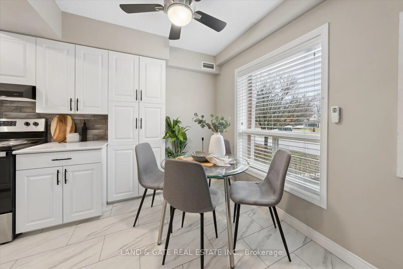 Photo 19 of Unit 103, 95 Wellington Street, Clarington, Bowmanville — HOMEH
