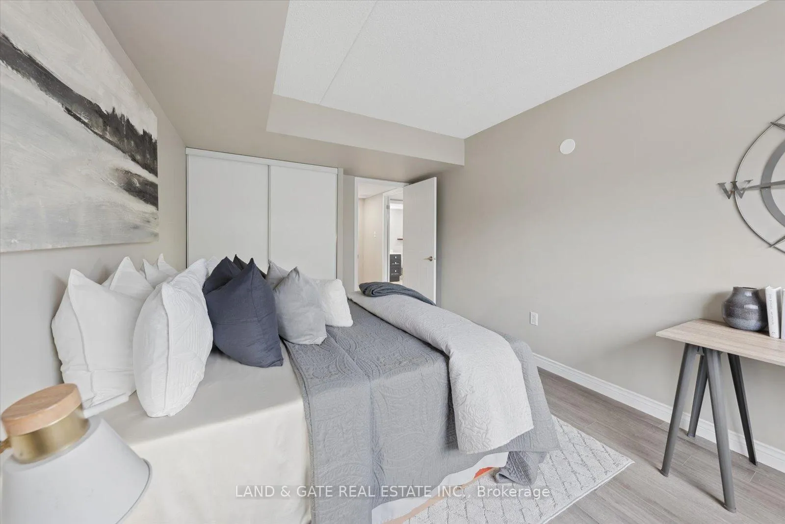Photo 27 of Unit 103, 95 Wellington Street, Clarington, Bowmanville — HOMEH