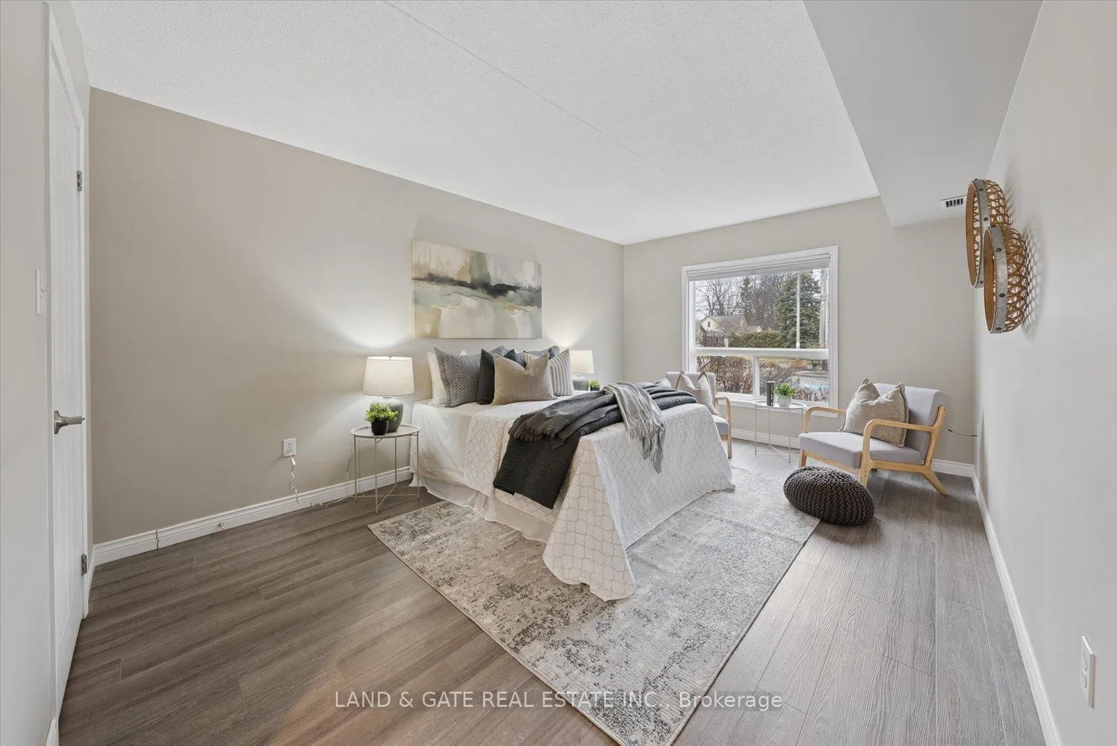 Photo 30 of Unit 103, 95 Wellington Street, Clarington, Bowmanville — HOMEH