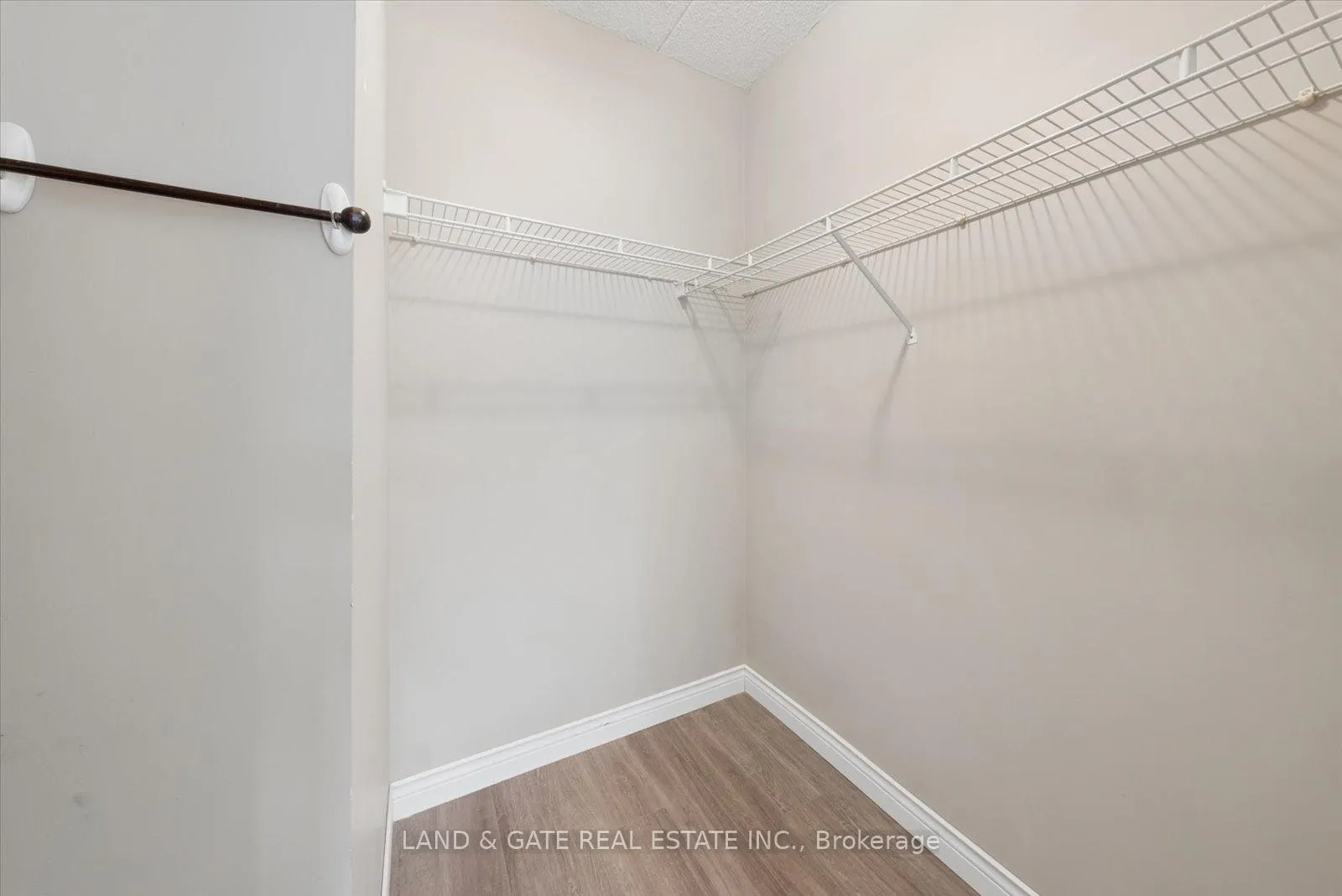 Photo 34 of Unit 103, 95 Wellington Street, Clarington, Bowmanville — HOMEH