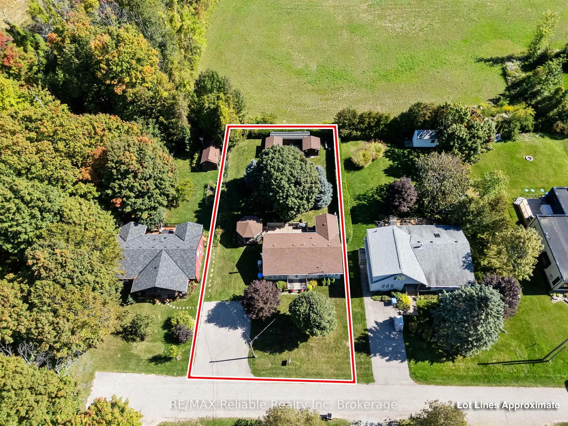 Photo 3 of 77556 Melena Drive, Bluewater, Bayfield — HOMEH