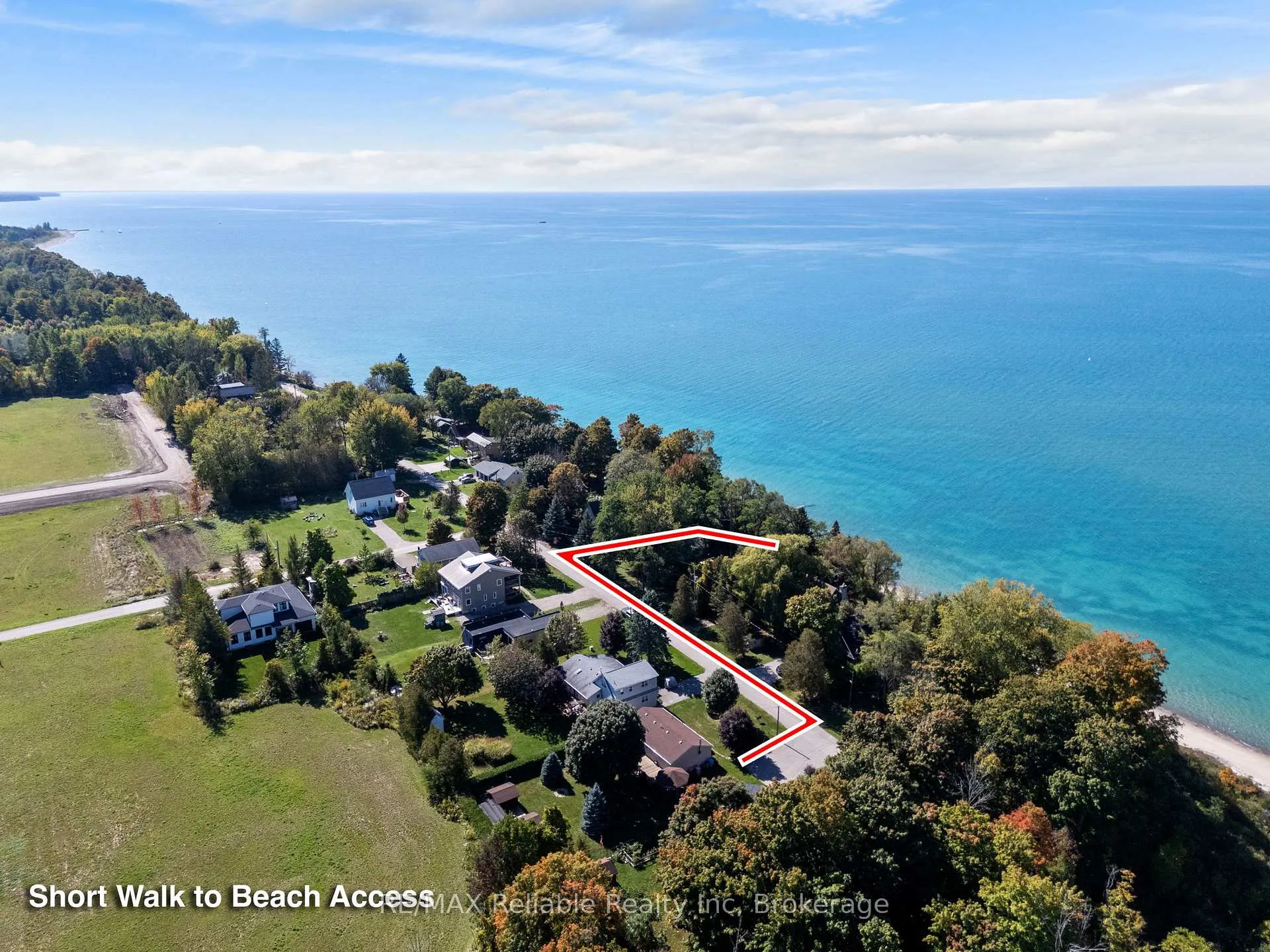 Photo 4 of 77556 Melena Drive, Bluewater, Bayfield — HOMEH