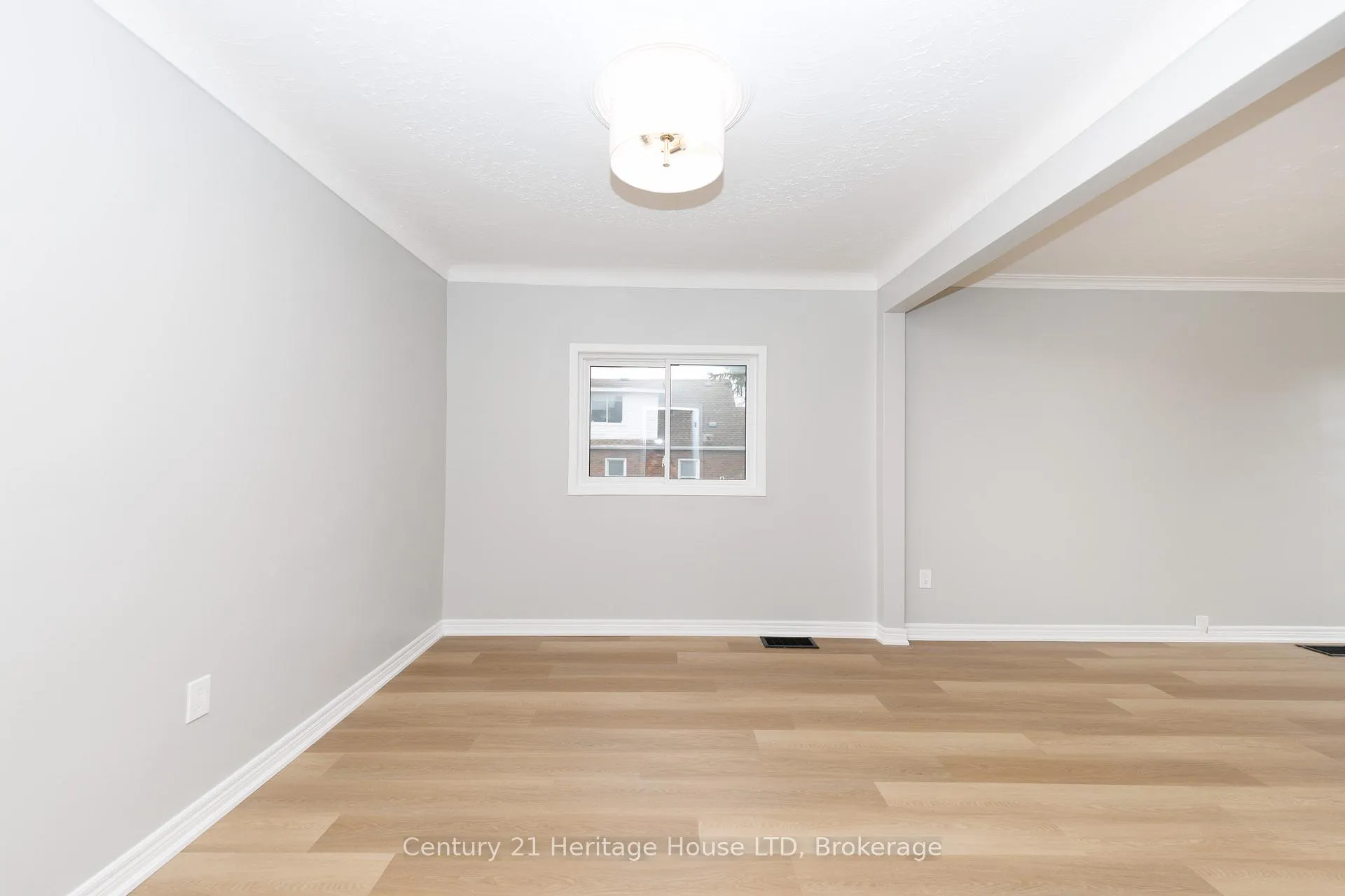 Photo 12 of 64 Patricia Street, Thorold, Thorold Downtown — HOMEH