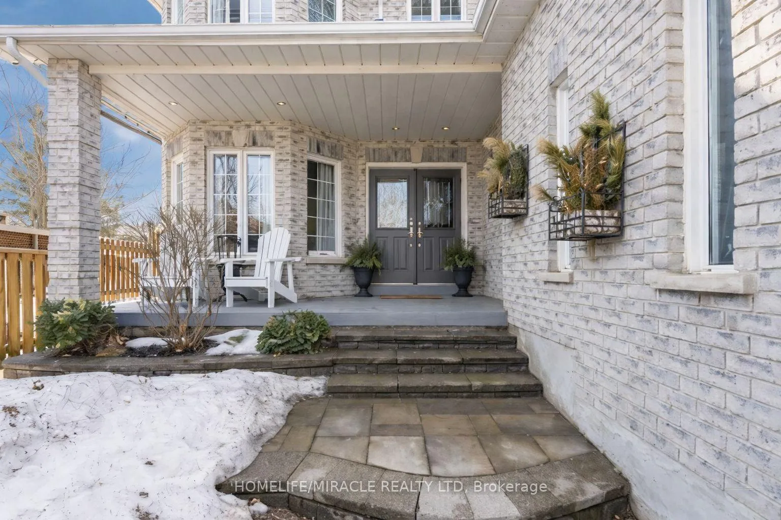 Photo 2 of 27 Merganser Court, Barrie, Painswick South — HOMEH