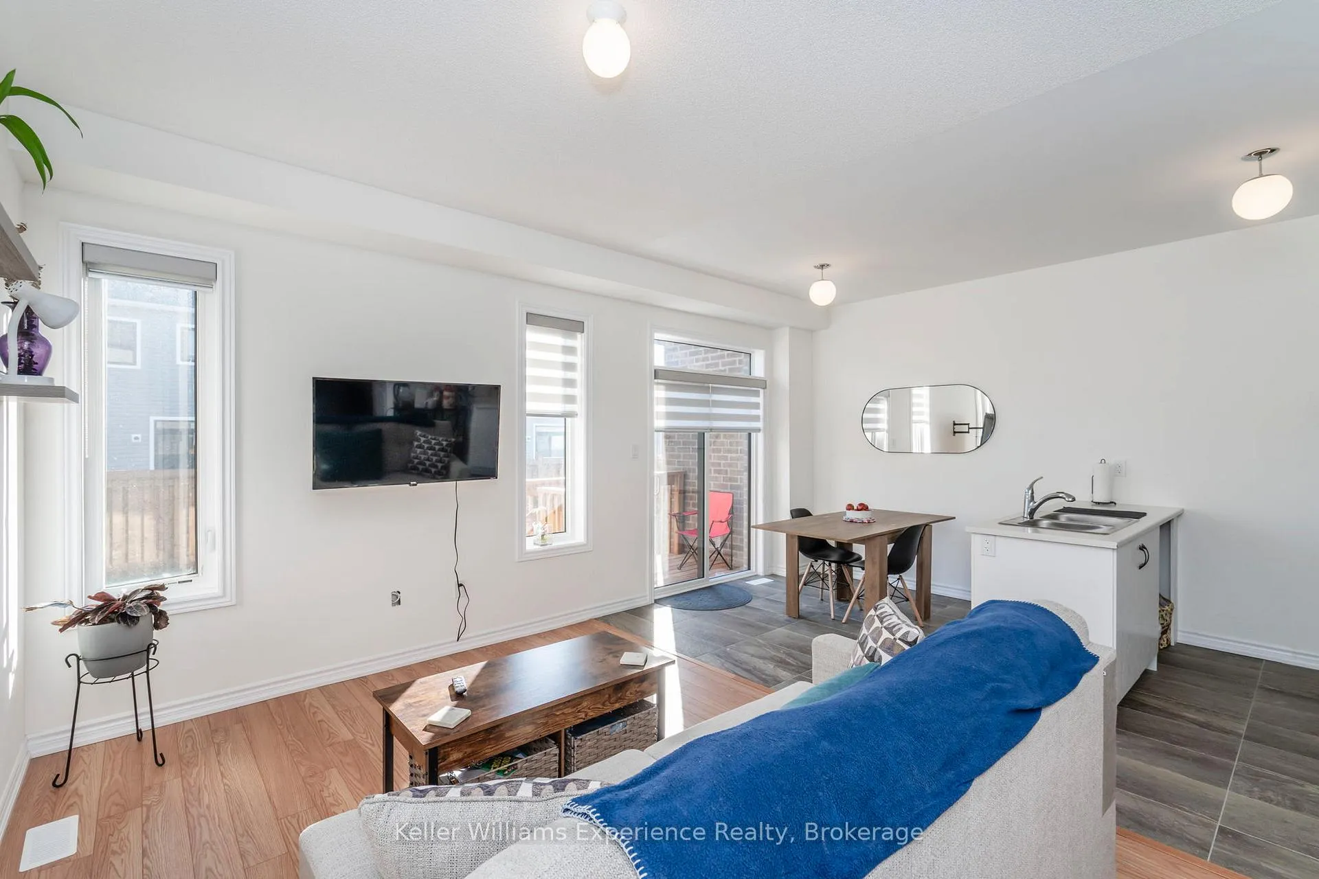 Photo 15 of 12 Durham Avenue, Barrie, Rural Barrie Southeast — HOMEH