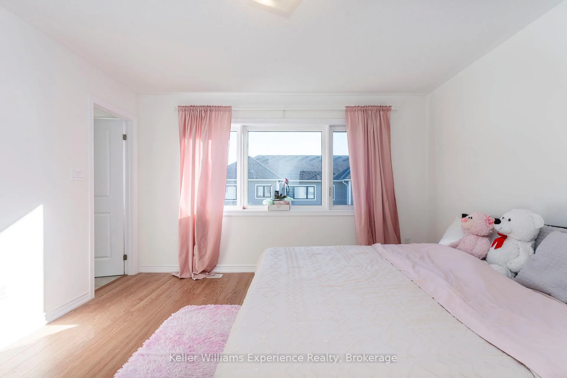 Photo 20 of 12 Durham Avenue, Barrie, Rural Barrie Southeast — HOMEH