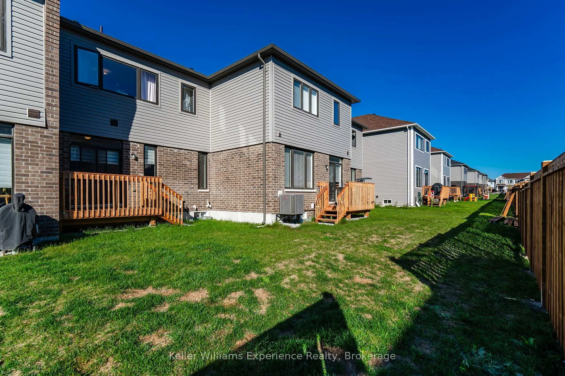 Photo 31 of 12 Durham Avenue, Barrie, Rural Barrie Southeast — HOMEH