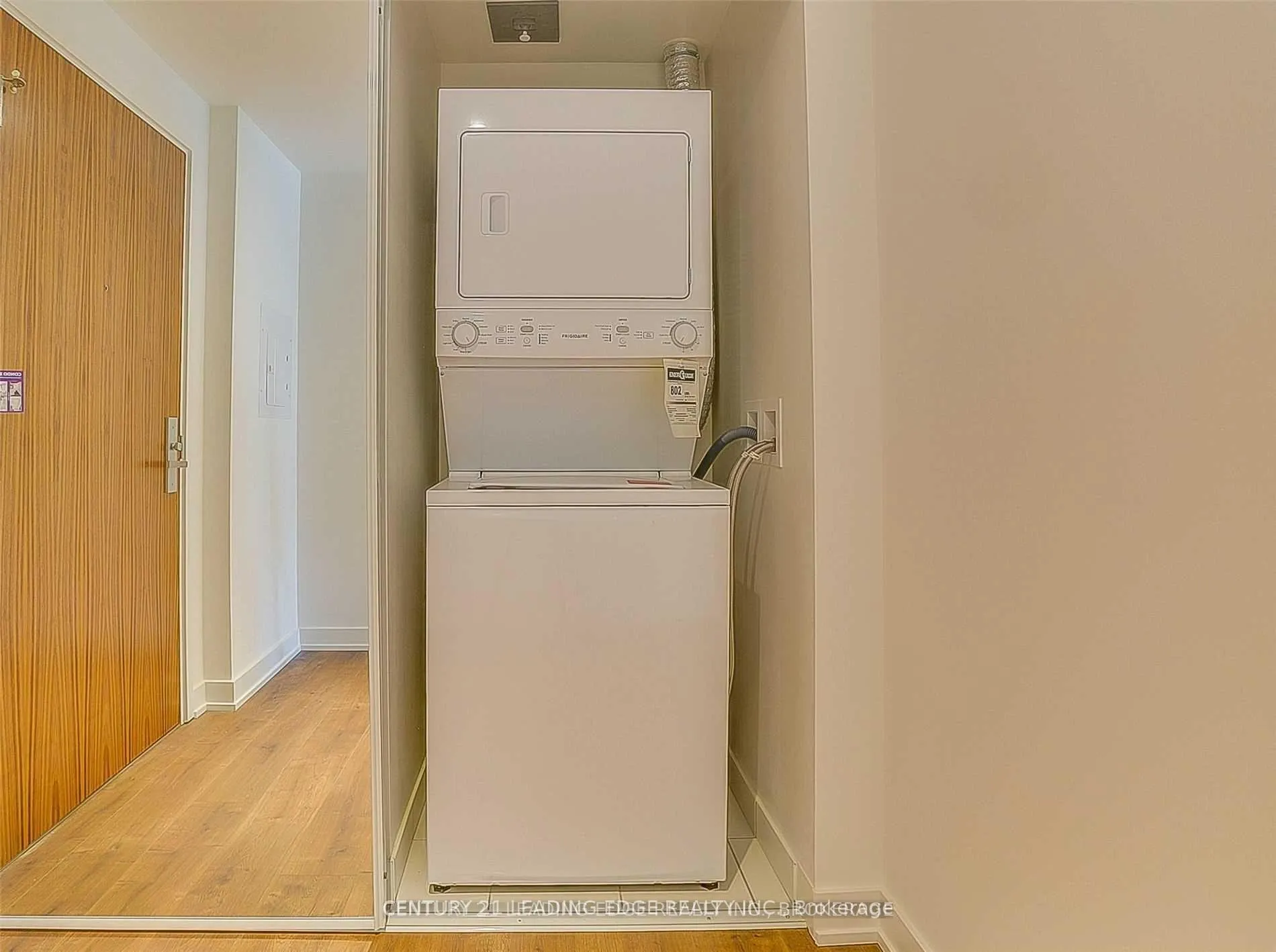 Photo 7 of Unit 207, 15 Queens Quay E, Toronto, Waterfront Communities — HOMEH