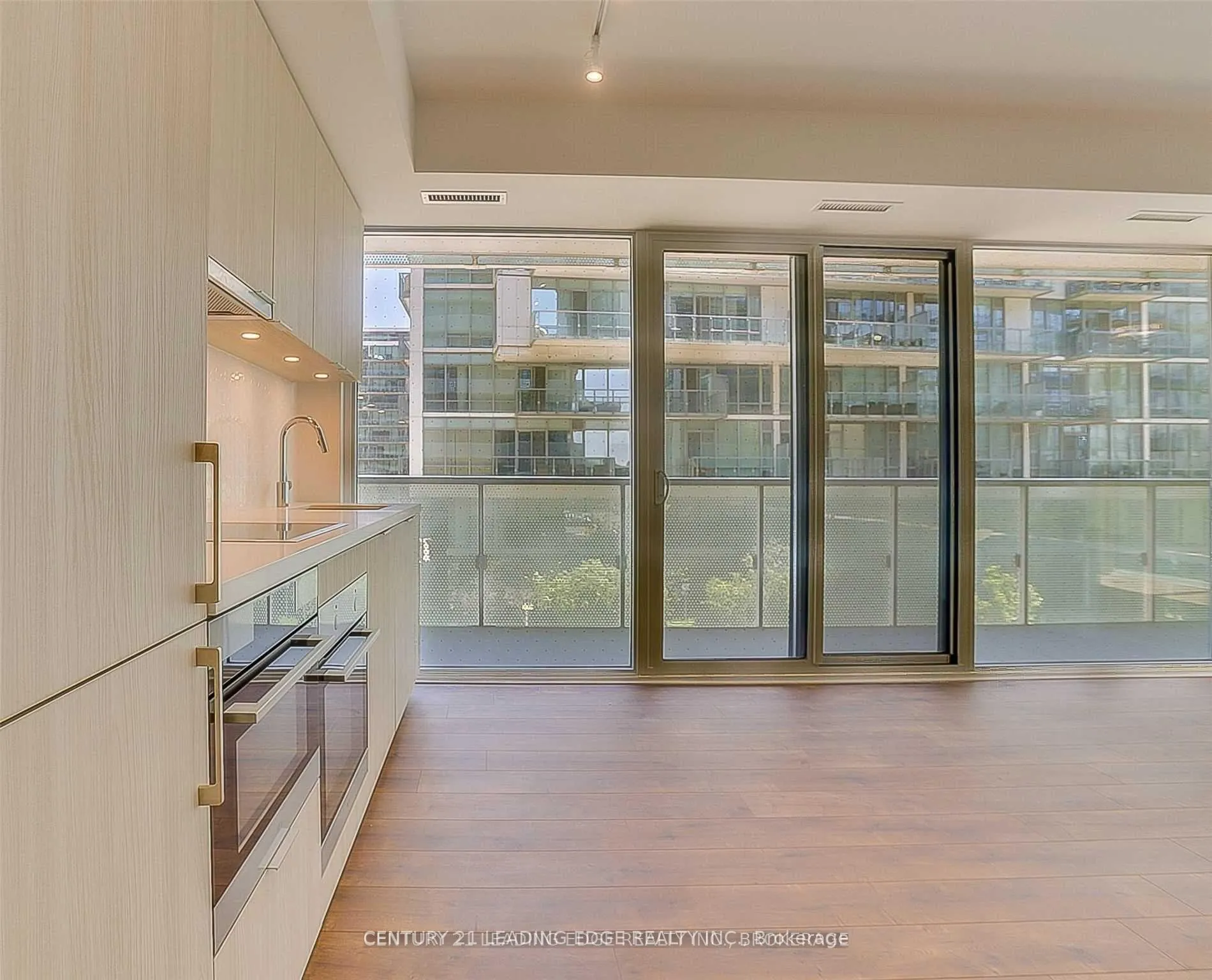 Photo 13 of Unit 207, 15 Queens Quay E, Toronto, Waterfront Communities — HOMEH