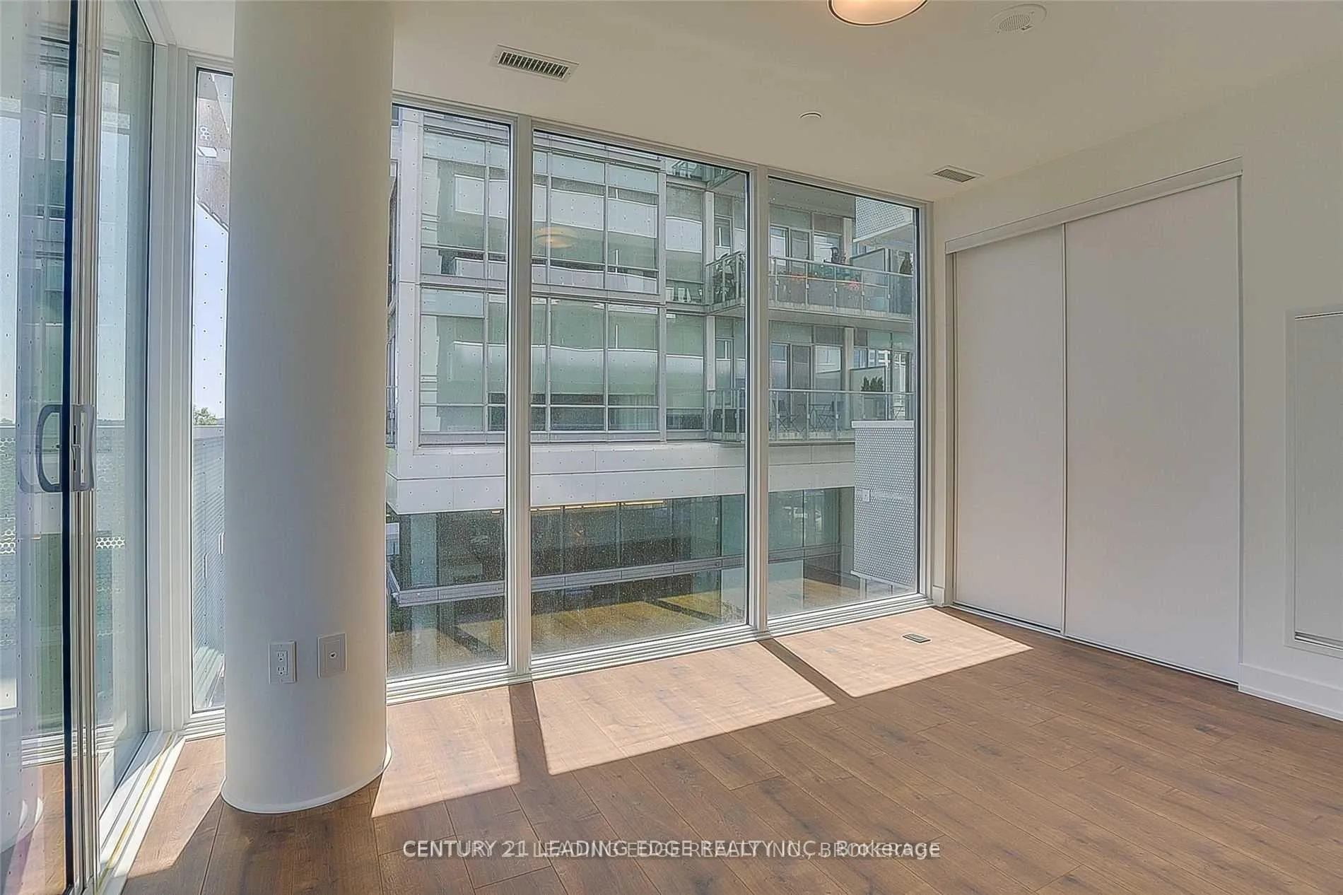 Photo 16 of Unit 207, 15 Queens Quay E, Toronto, Waterfront Communities — HOMEH