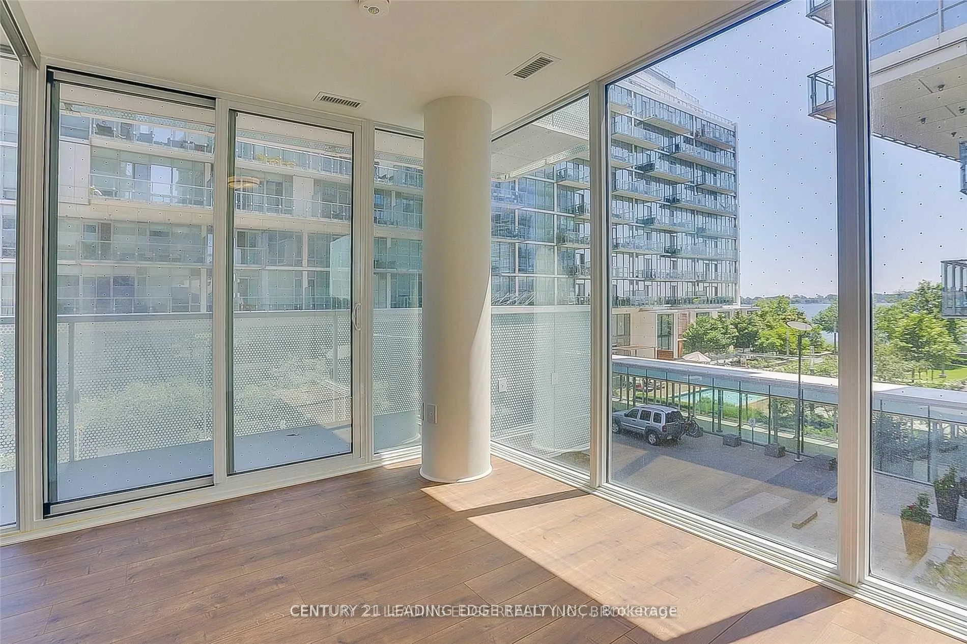 Photo 17 of Unit 207, 15 Queens Quay E, Toronto, Waterfront Communities — HOMEH