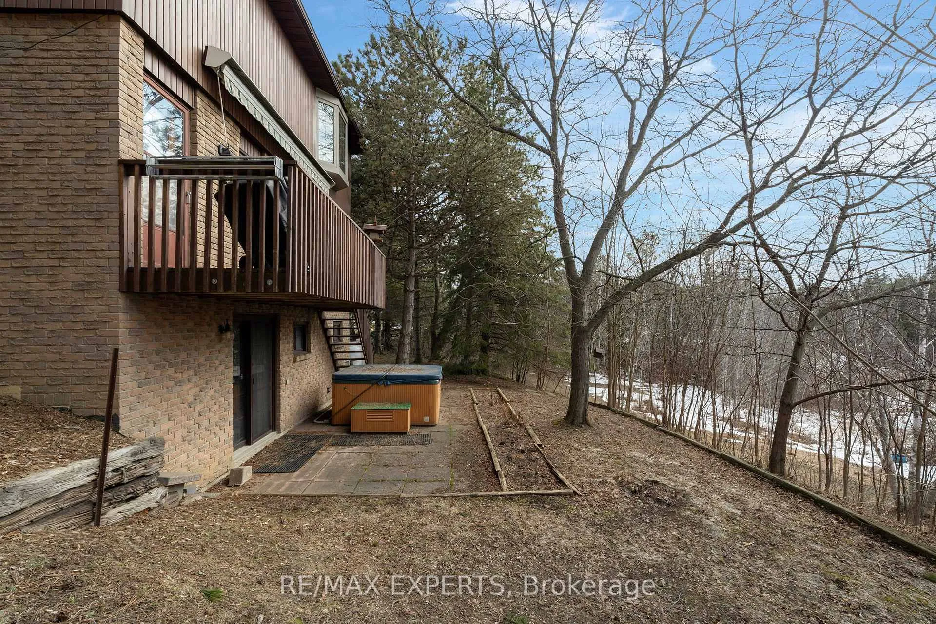 Photo 45 of 16 Linn Road, Caledon, Rural Caledon — HOMEH