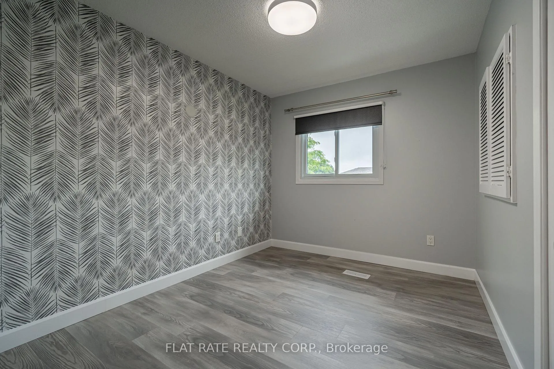 Photo 10 of 2298 Lynhaven Road, Peterborough, Monaghan Ward 2 — HOMEH