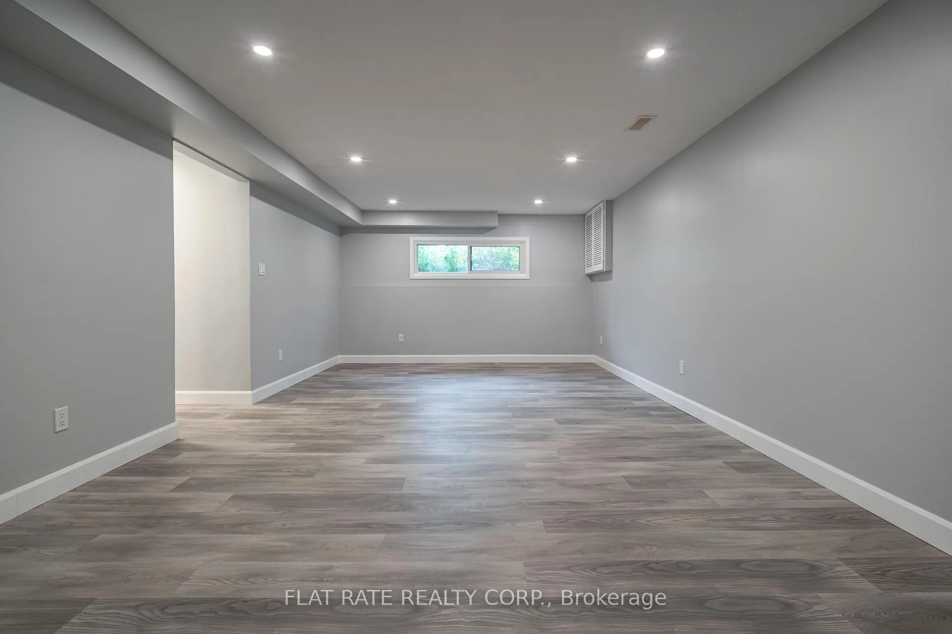 Photo 16 of 2298 Lynhaven Road, Peterborough, Monaghan Ward 2 — HOMEH