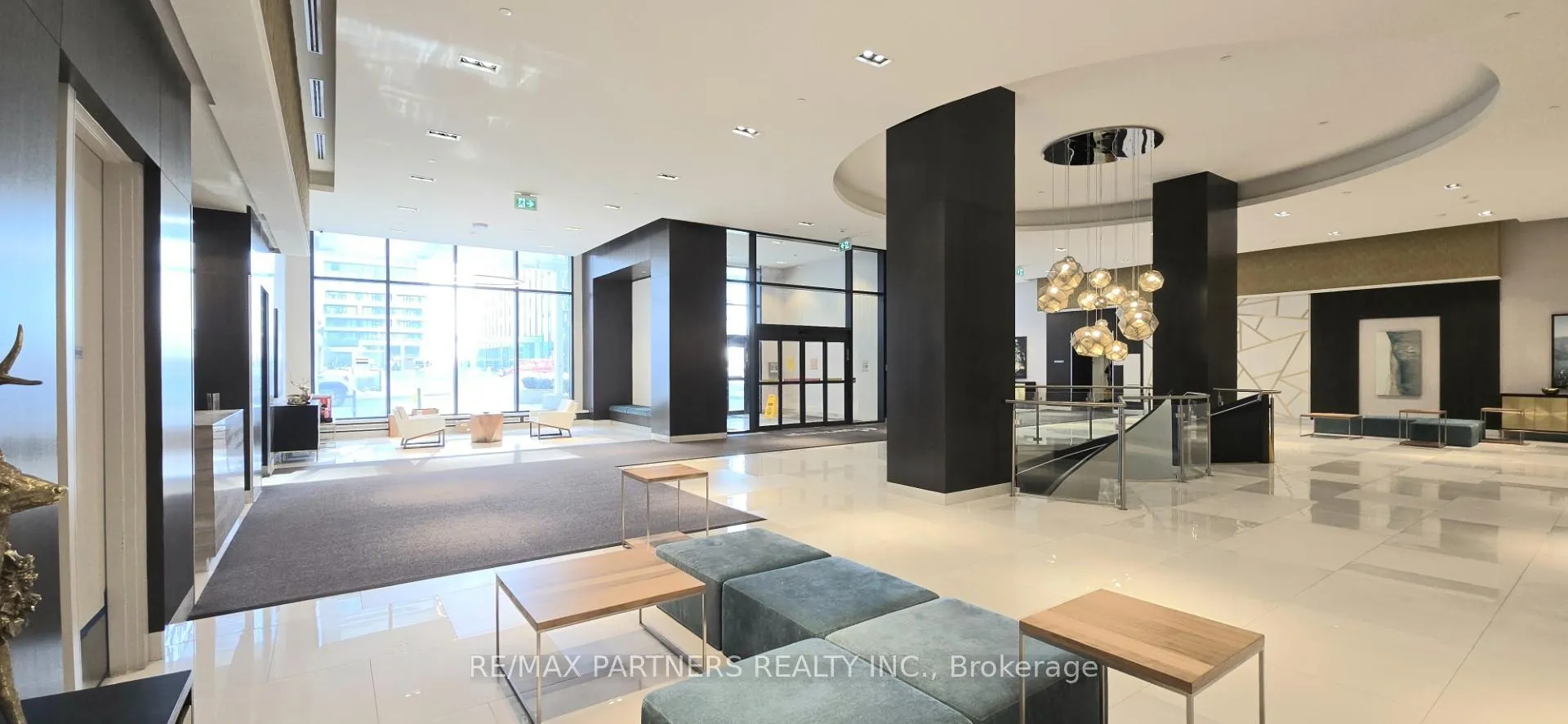 Photo 7 of Unit 810, 9000 Jane Street, Vaughan, Concord — HOMEH