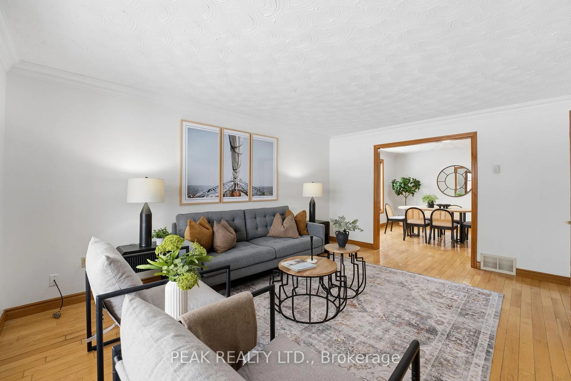 Photo 6 of 75 Ludlow Crescent, Brantford — HOMEH
