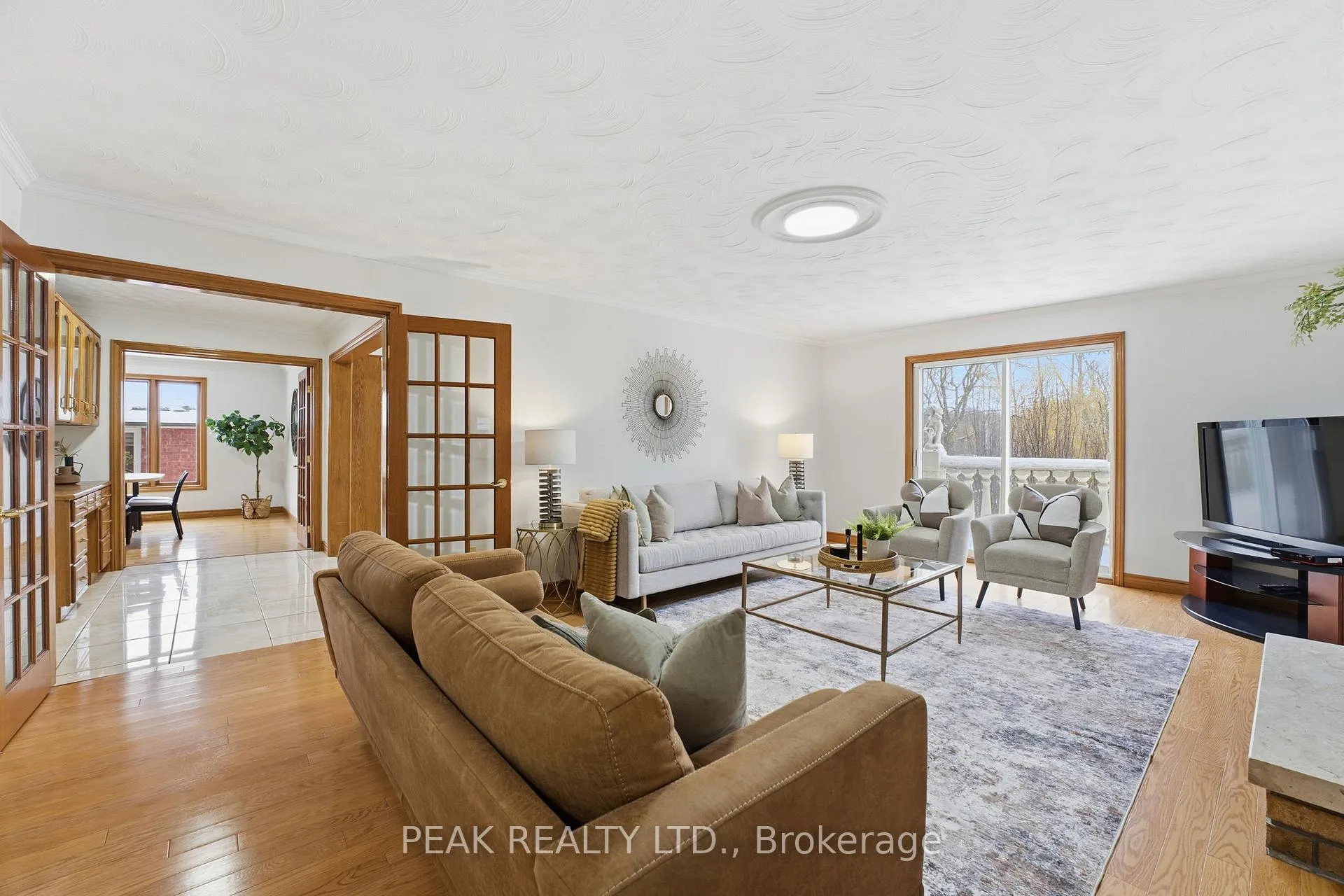 Photo 15 of 75 Ludlow Crescent, Brantford — HOMEH
