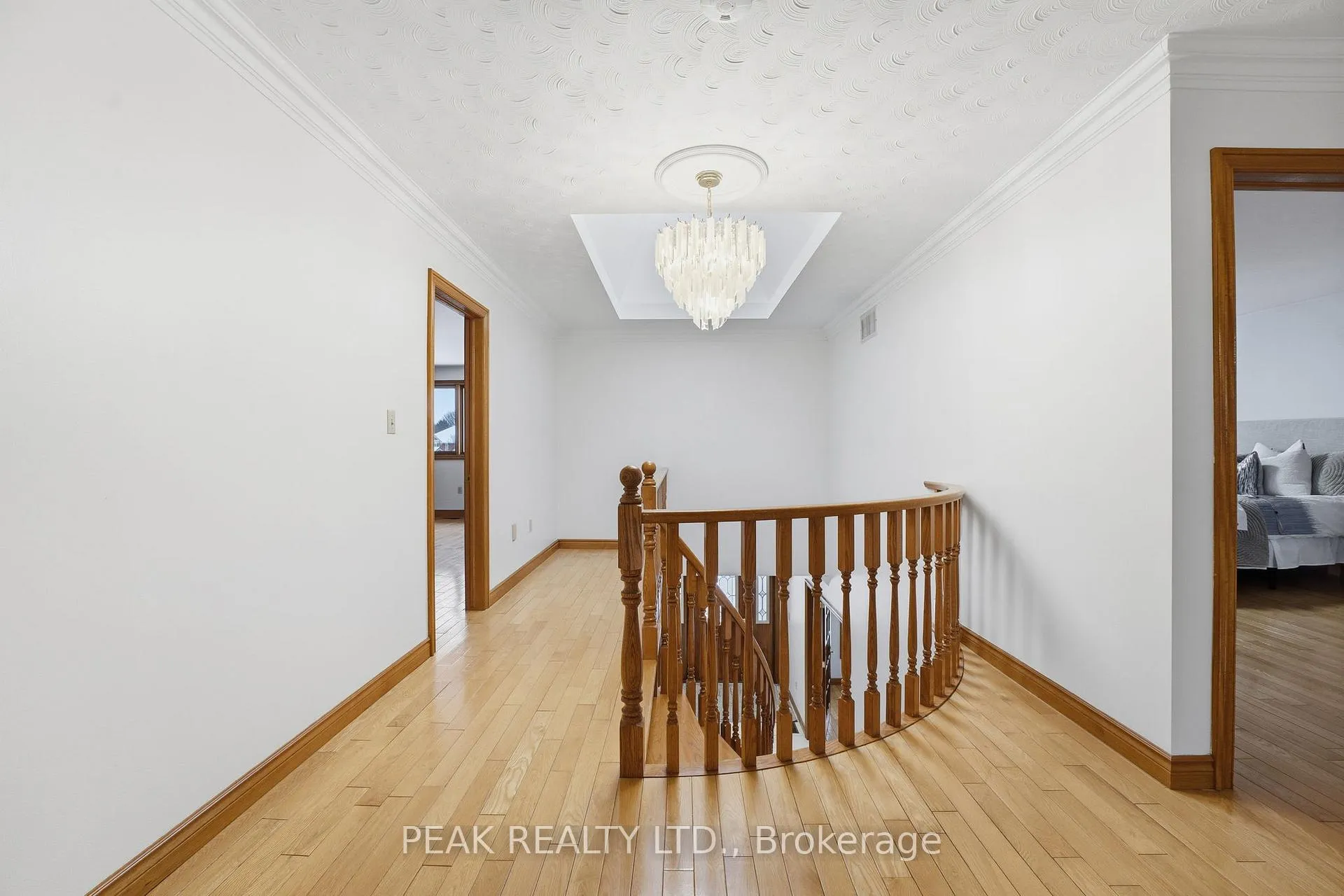 Photo 21 of 75 Ludlow Crescent, Brantford — HOMEH