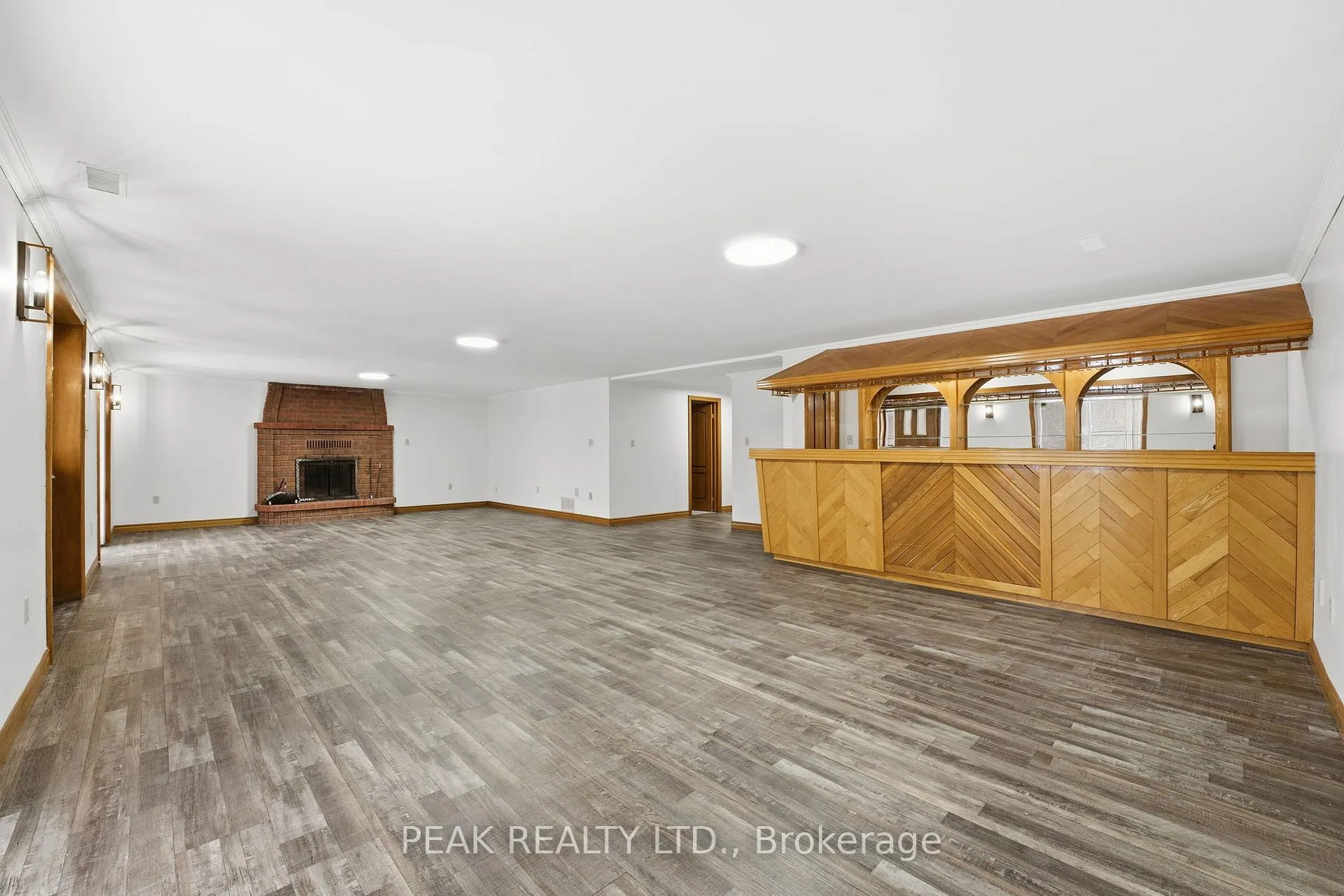 Photo 32 of 75 Ludlow Crescent, Brantford — HOMEH