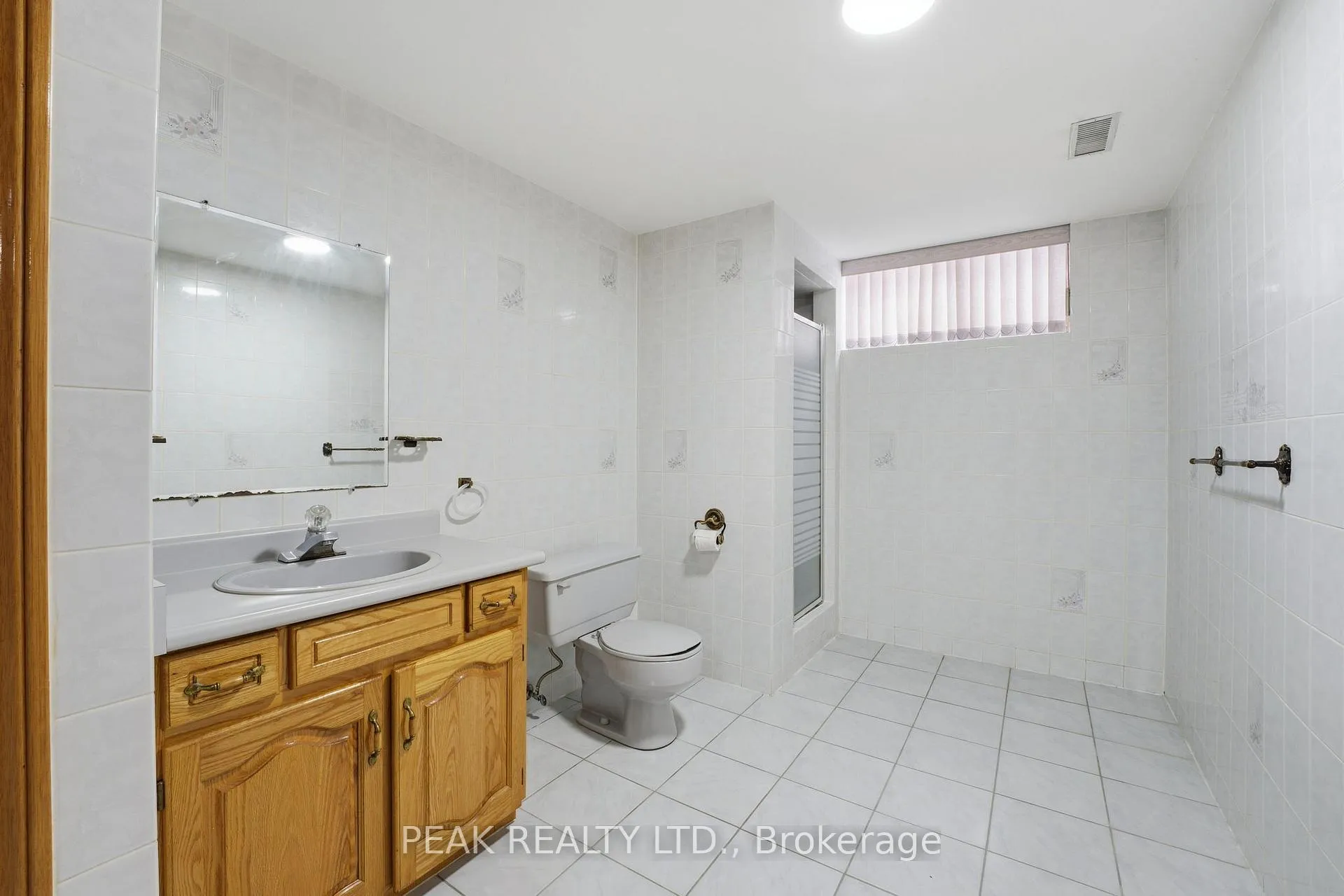 Photo 36 of 75 Ludlow Crescent, Brantford — HOMEH